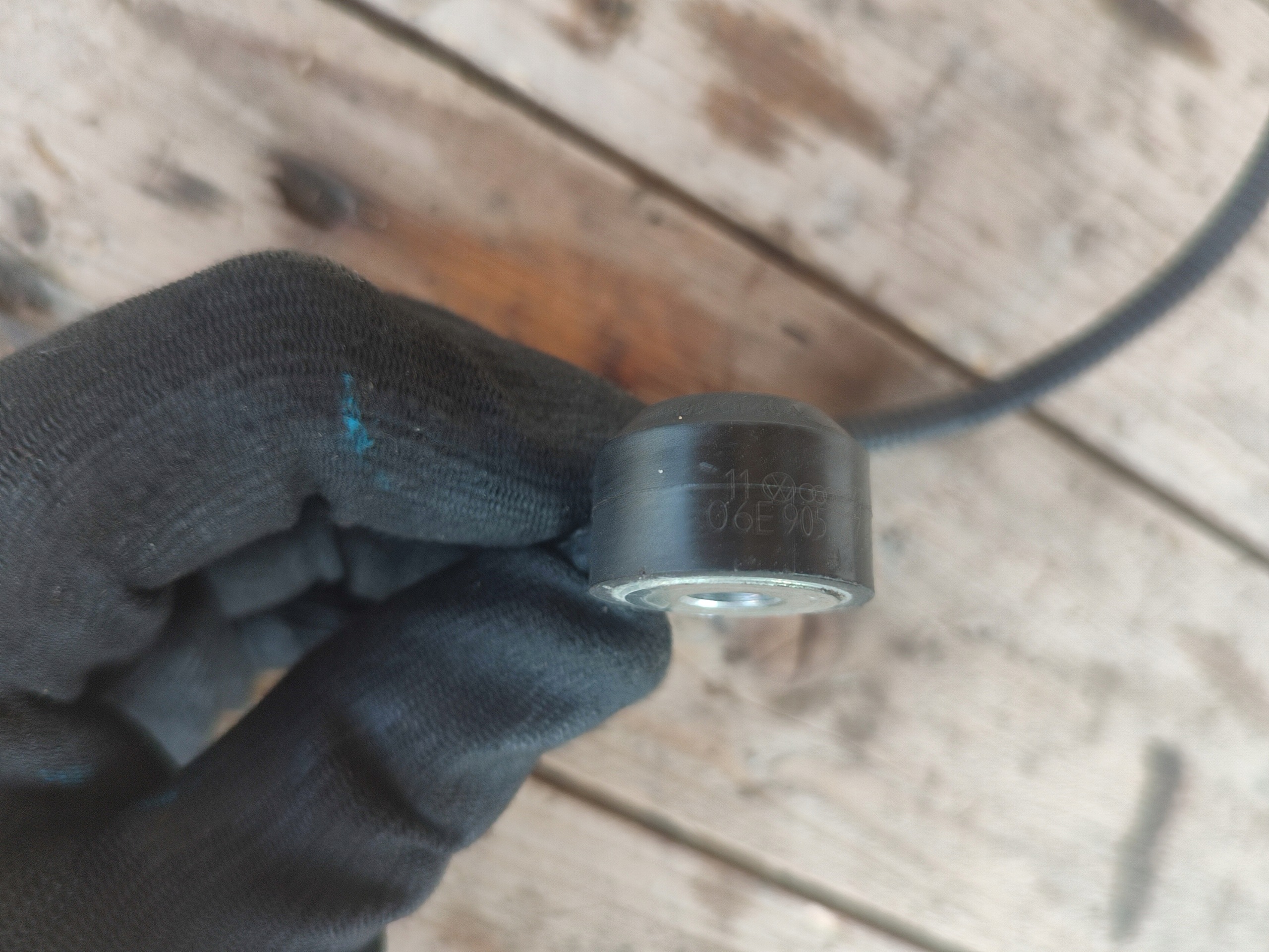 sensor SPALANIA STUKOWEGO A6 C6 3.2FSI 06E905377A