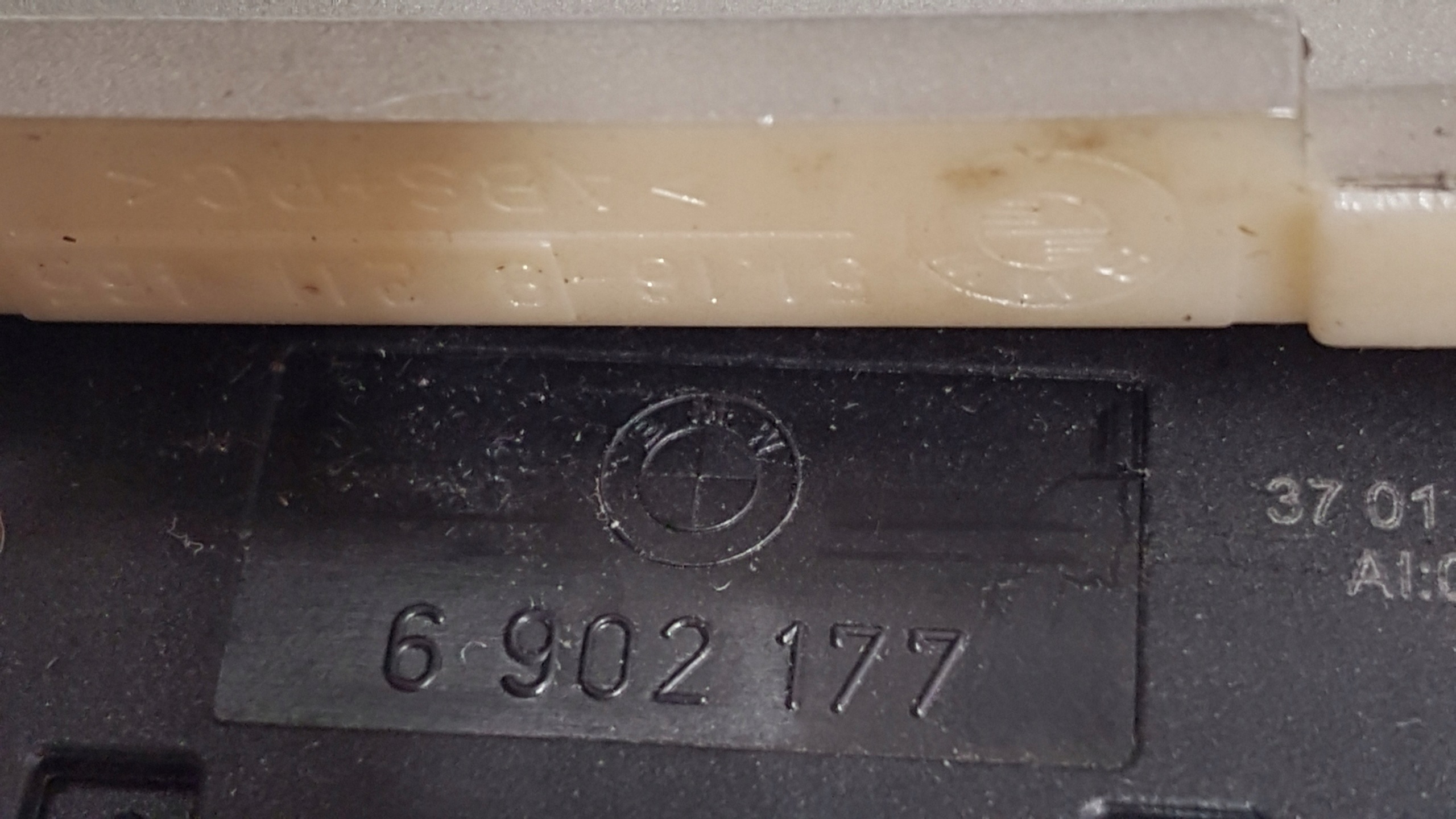 châssis DEKOR PANEL vitre BMW E46 6902176