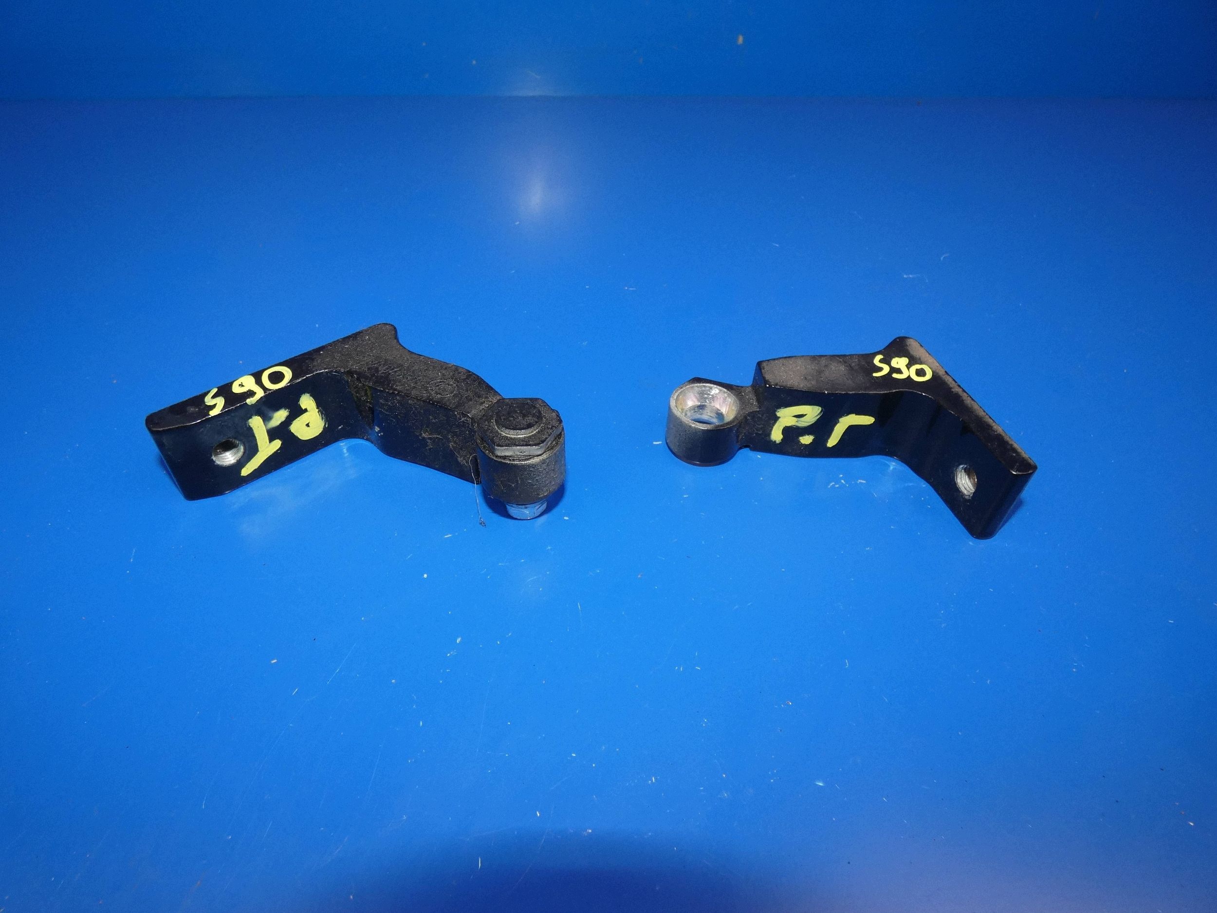 hinges door tylnych rear part side right Volvo S90, V90