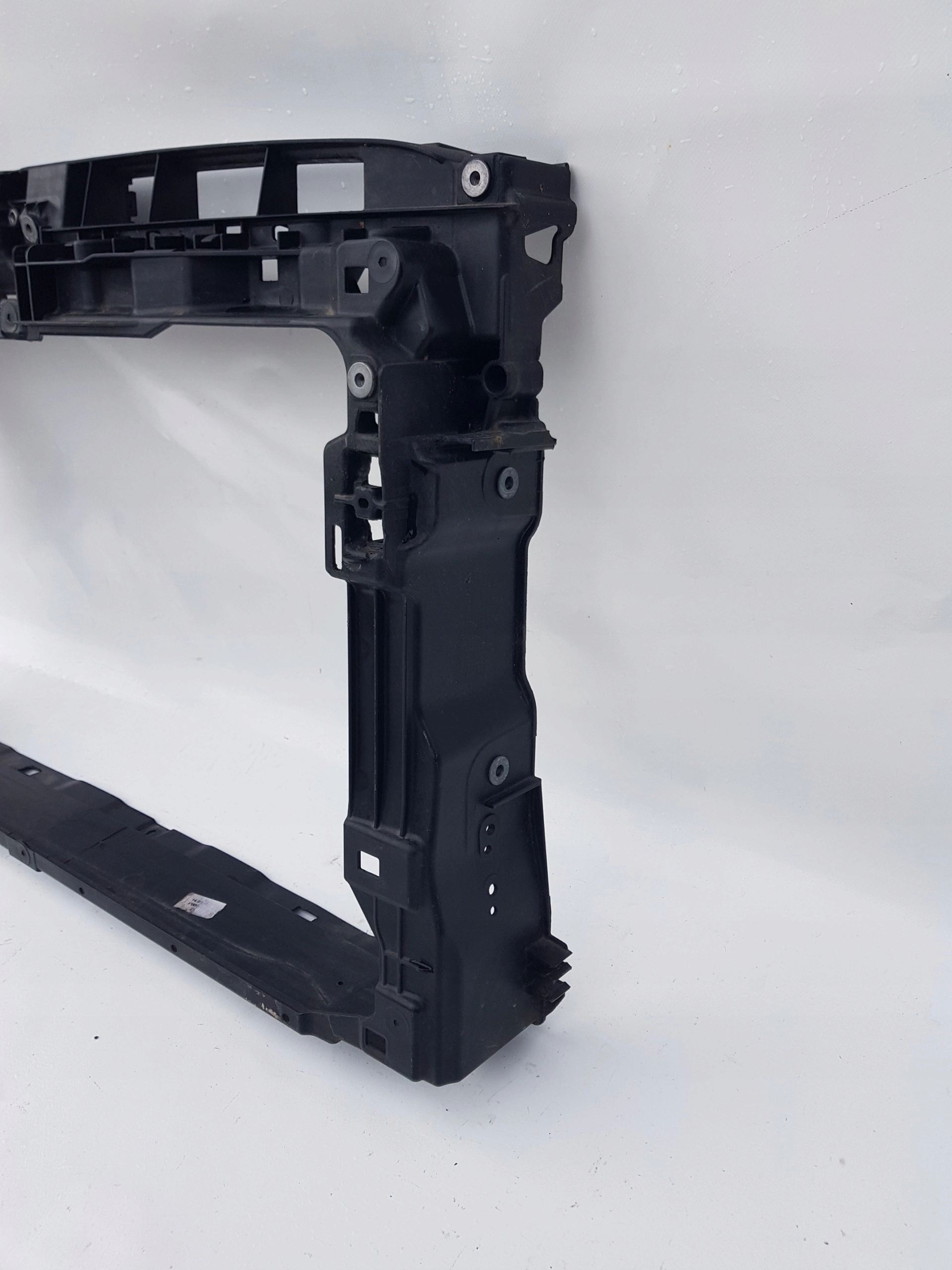 VW GOLF VII PAS PRZEDNI WZMOCNIENIE 5G0805588R Numer katalogowy części 5G0805588R