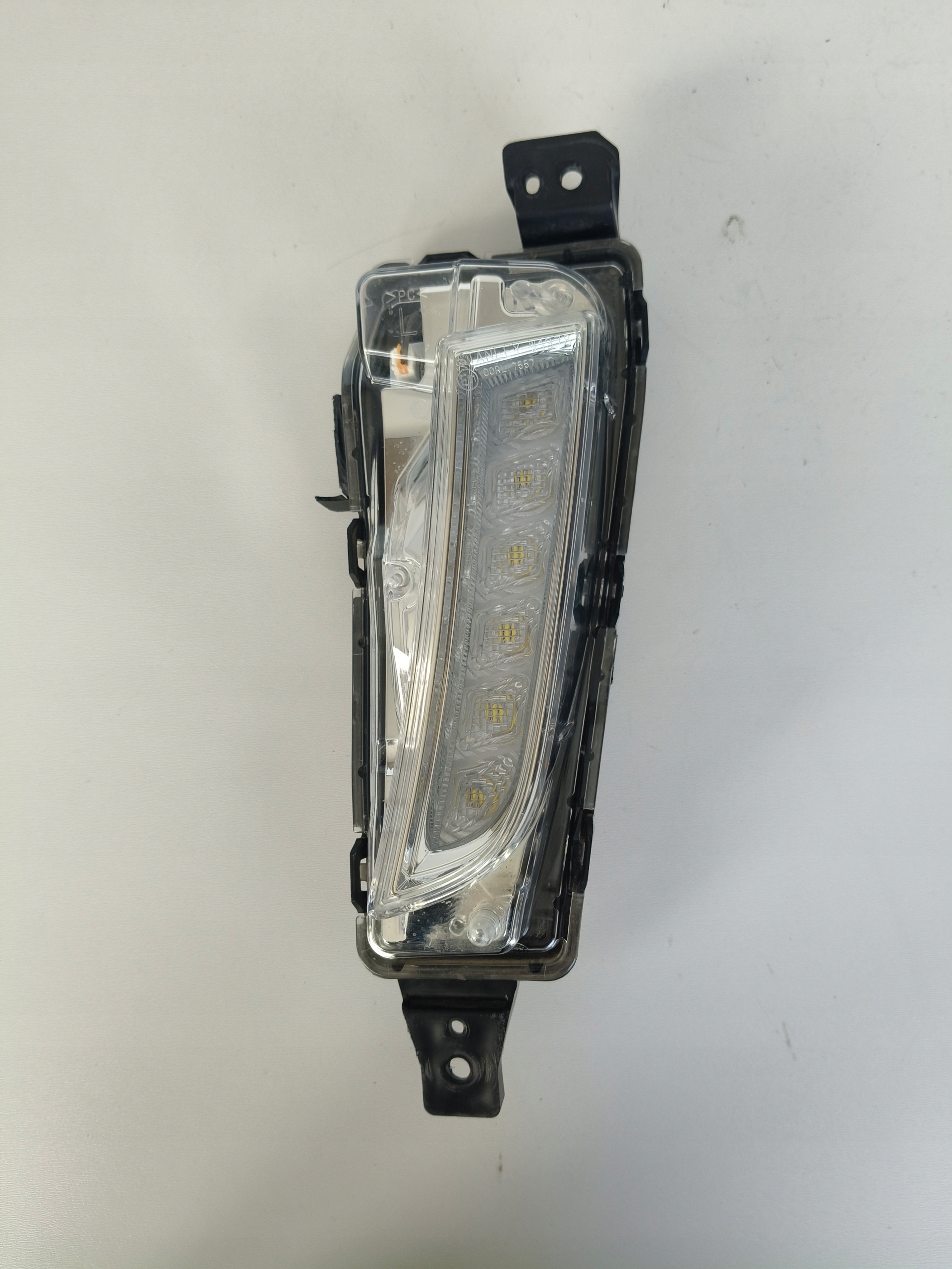 Nebelscheinwerfer links SUZUKI VITARA III 15- LED