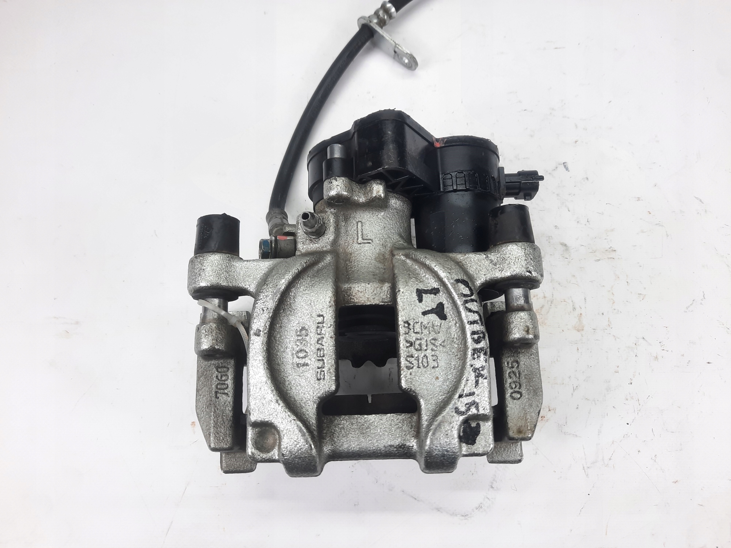 26620AL030G - SUBARU OUTBACK 5 LEVORG ТОРМОЗНОЙ СУППОРТ ЗАДНИЙ ЛЕВЫЙ