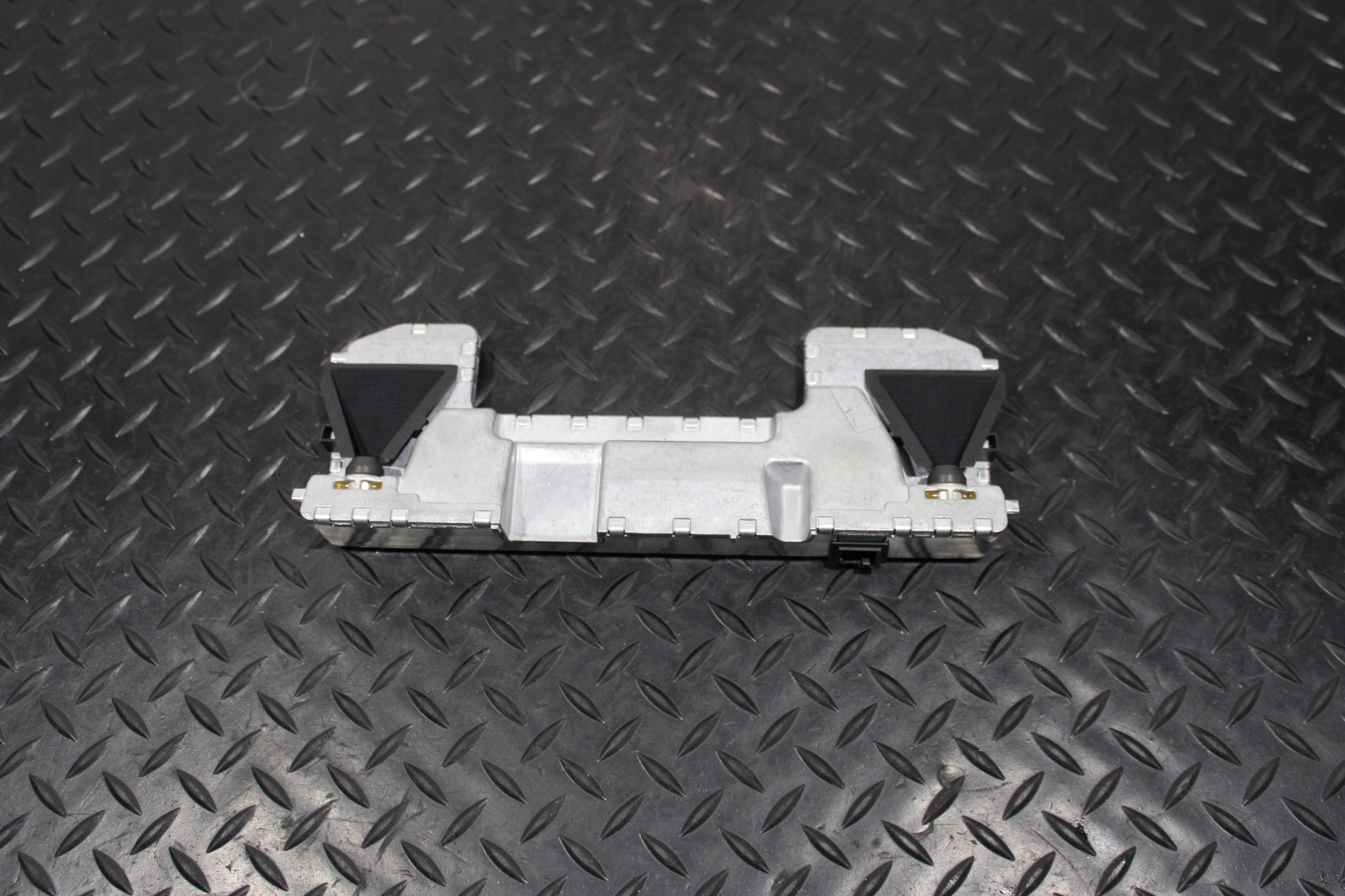 module control unit KAMERY windows front MERCEDES E-KLASA W212 LIFT A0009009105