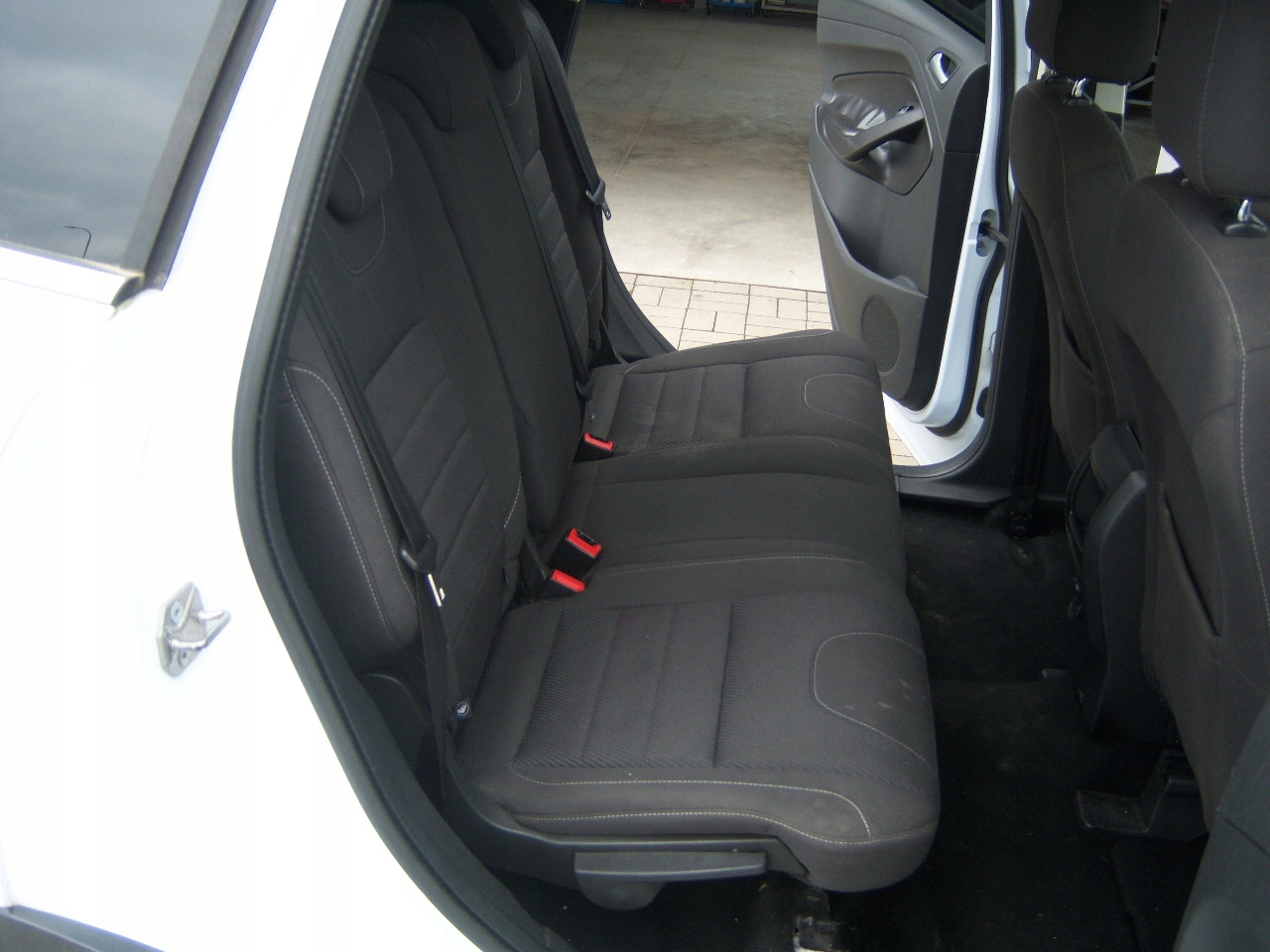 KUGA MK2 кресла комплект