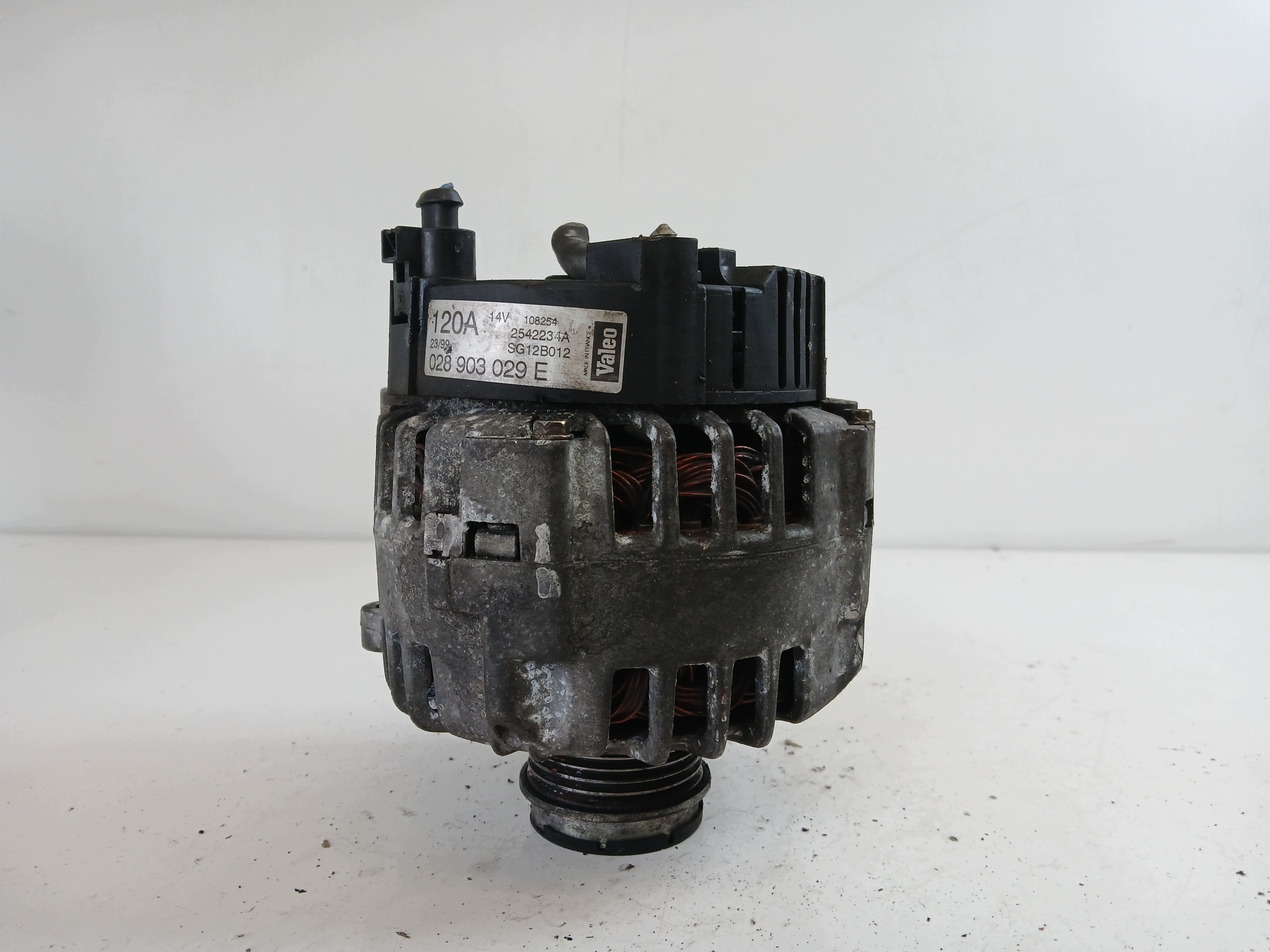 VW PASSAT B5 1.9 TDI alternator 028903029E 120A