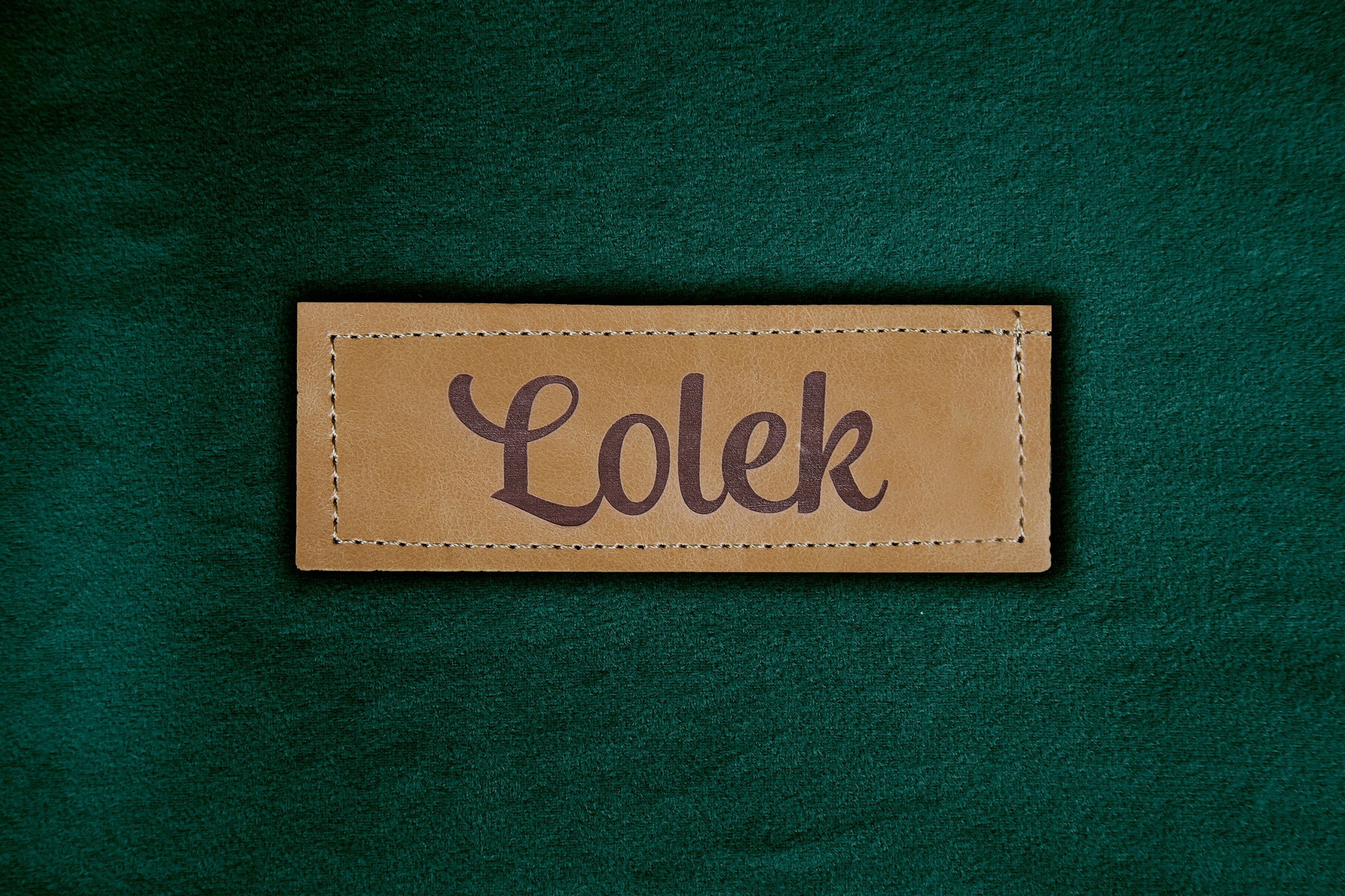 Fotelik piankowy dla dziecka sofka FOTEL dziecięcy z uszami IMIĘ GRATIS Marka Flumi