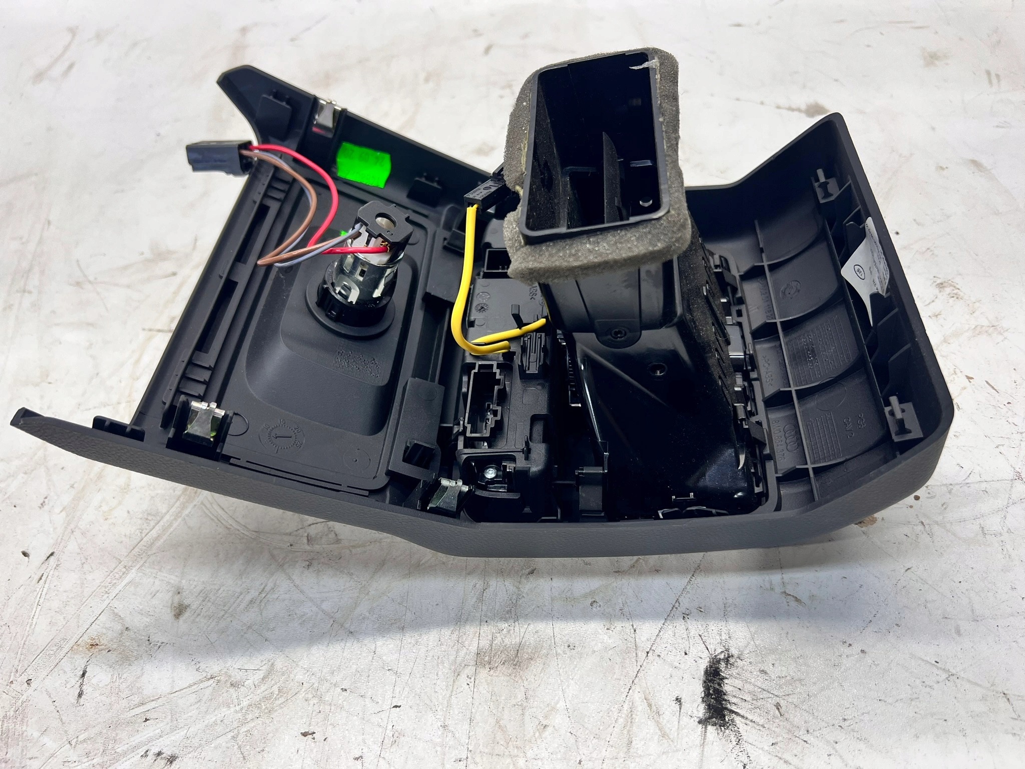 grid air conditioning devices cover rear part rear tunnel air conditioning control panel AUDI A4 B9 A5 8W