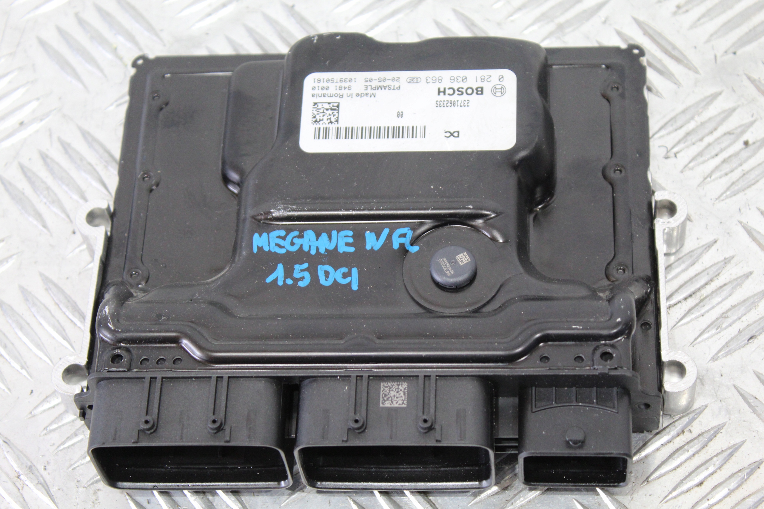 computer control unit MEGANE IV 4 LIFT 237106233S