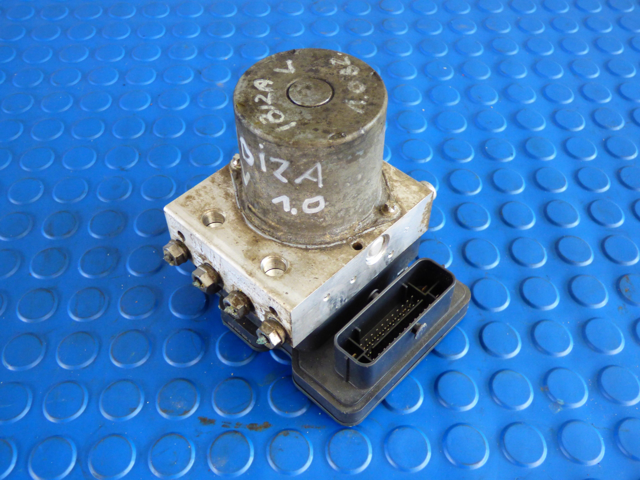 pump ABS stBDB 2Q0614517AD SEAT IBIZA V 6F