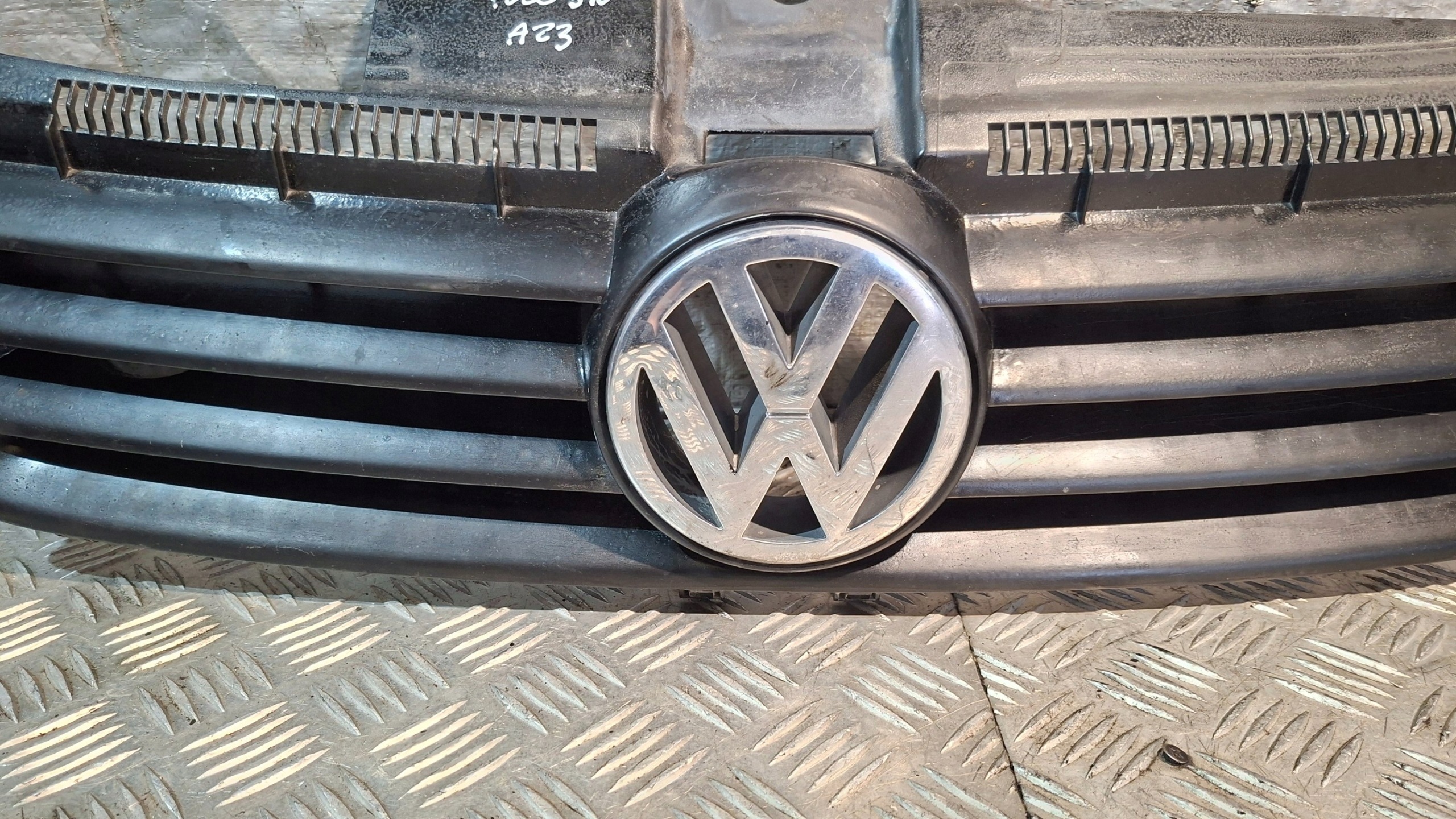 GRIGLIA VW POLO 9N 6XO853653A