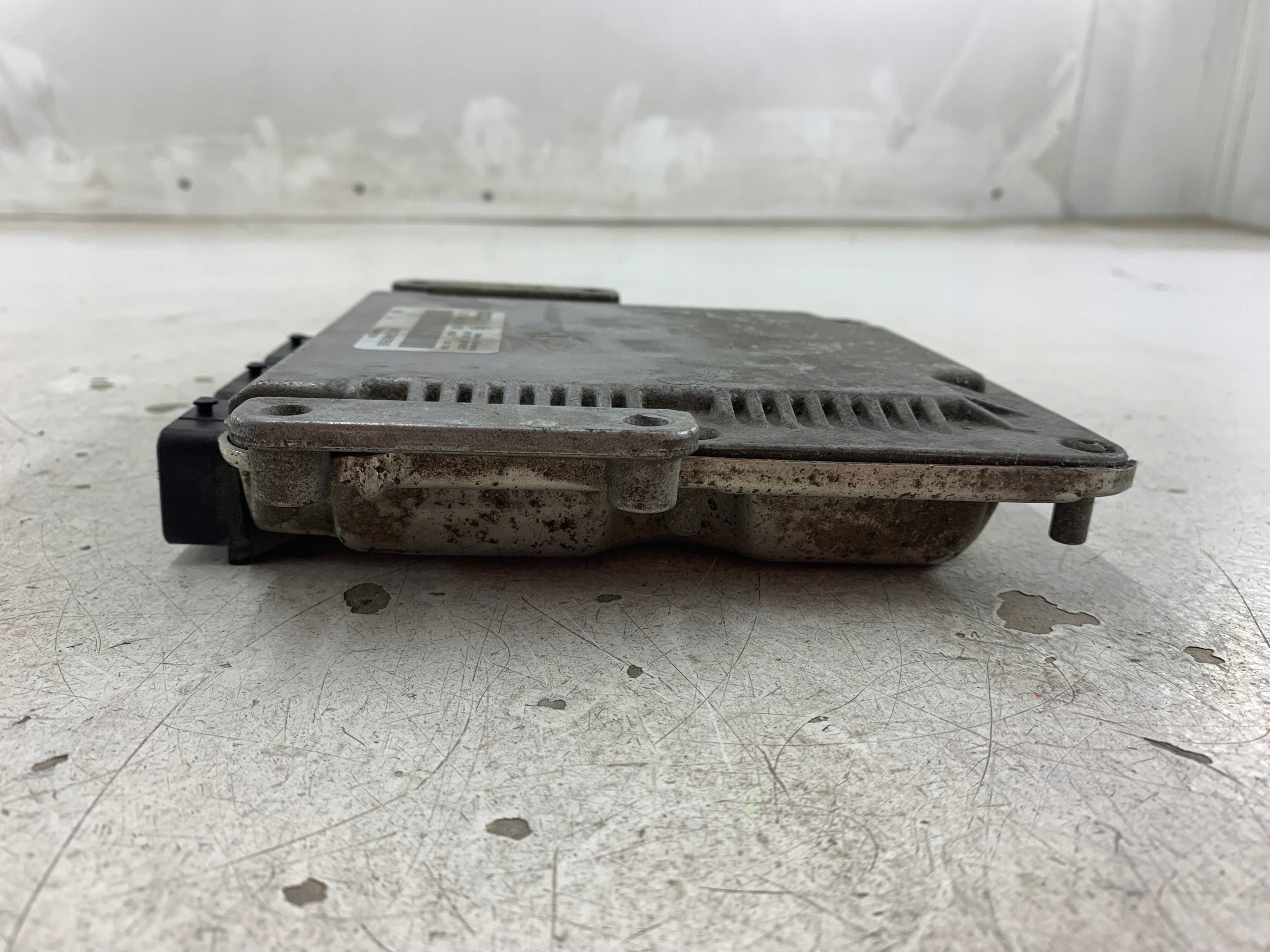 RENAULT SCENIC e 1.9 DCI centralina motore computer 8200039569