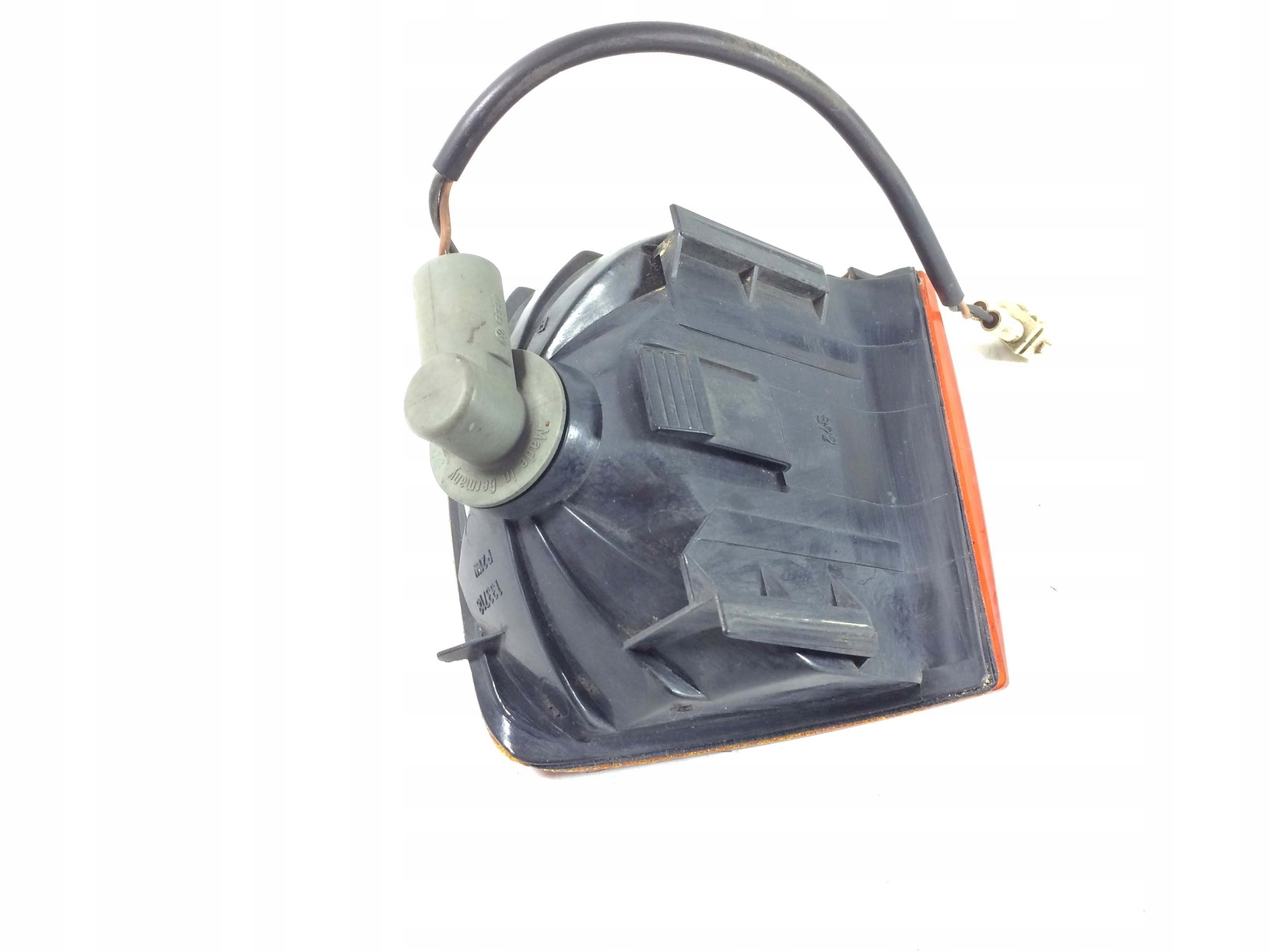indicator VW PASSAT (3A2. 35I) 1.8 front right 357953050 HELLA