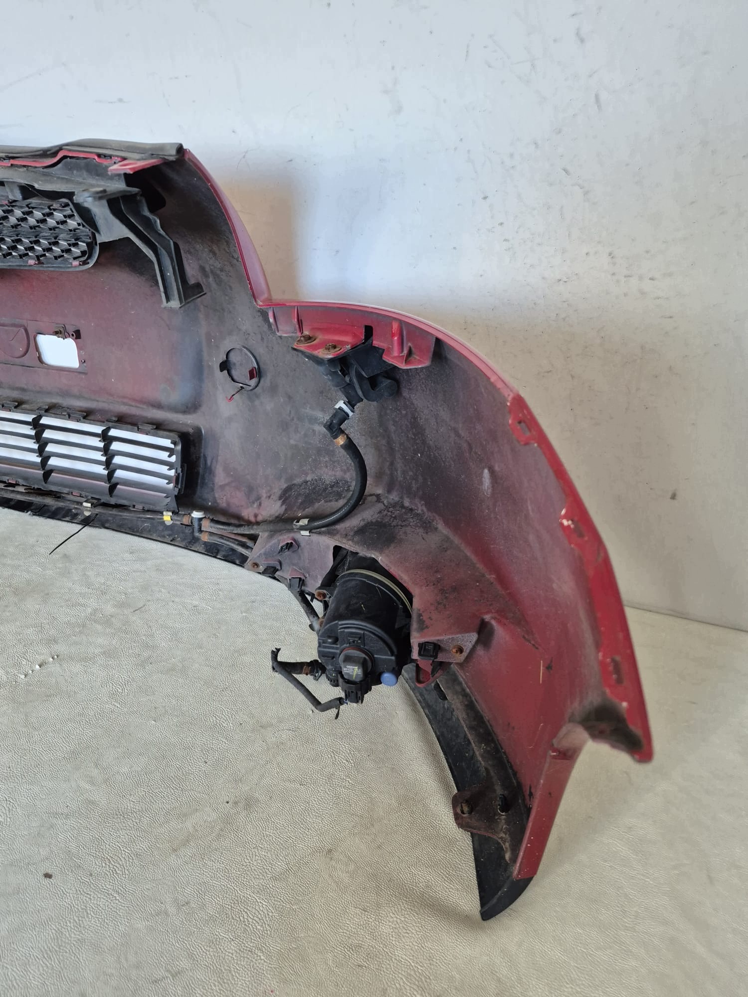 TOYOTA AURIS and 06- bumper front front SPR 52159-02680