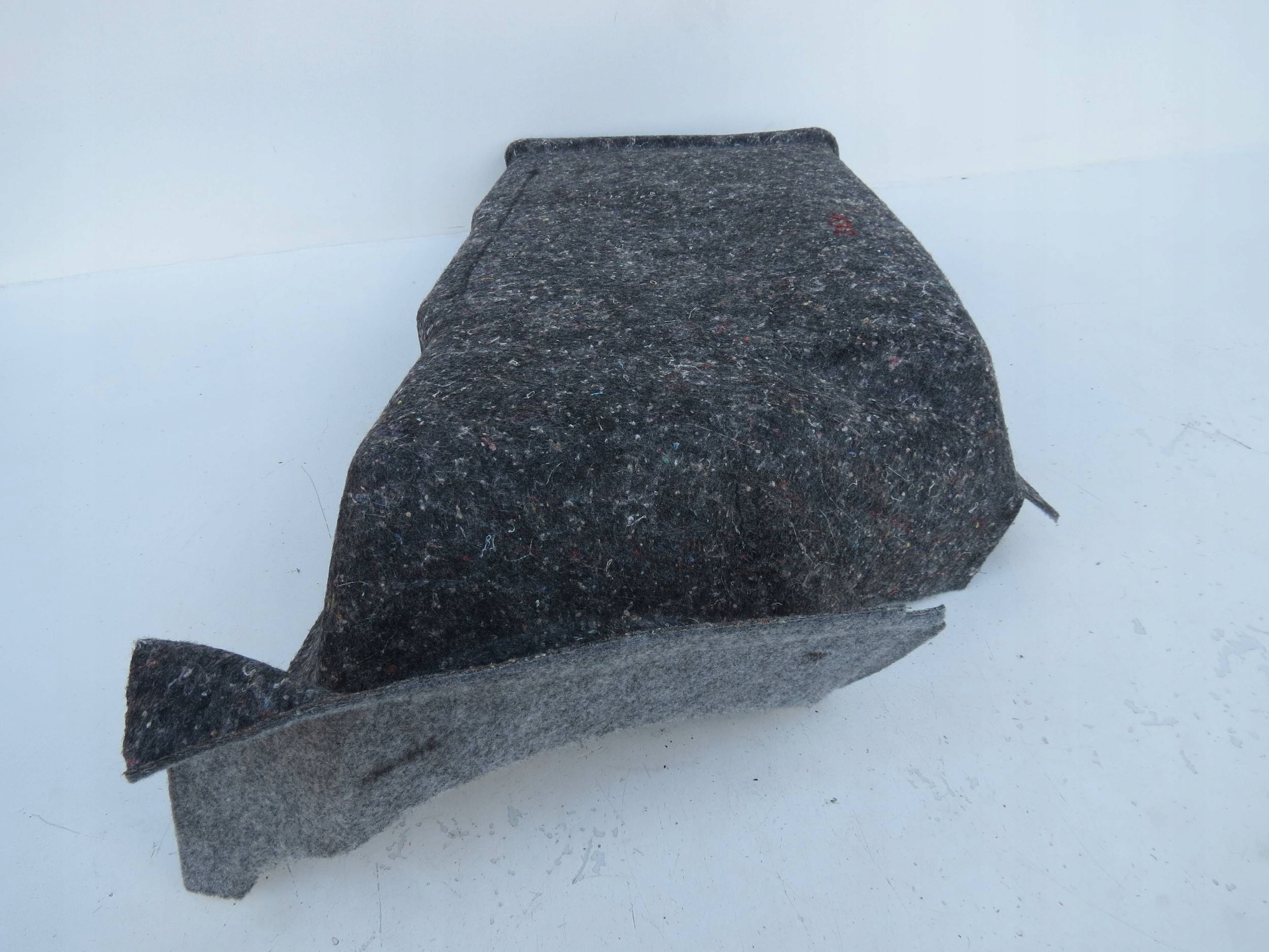 upholstery boot VOLVO S60 and 2.4 B 140KM R5 2001r
