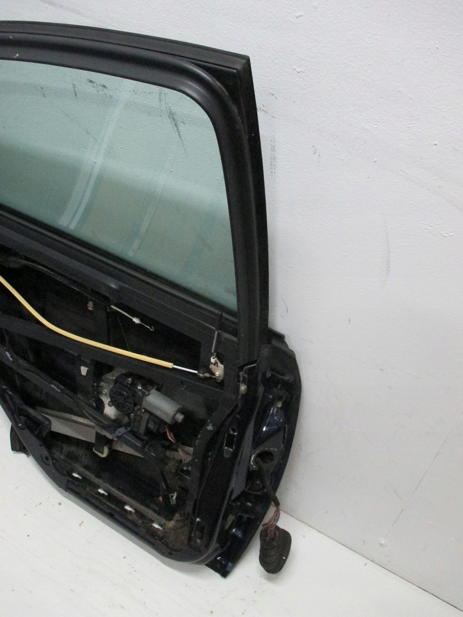door left rear. AUDI A6 4B0 sedan