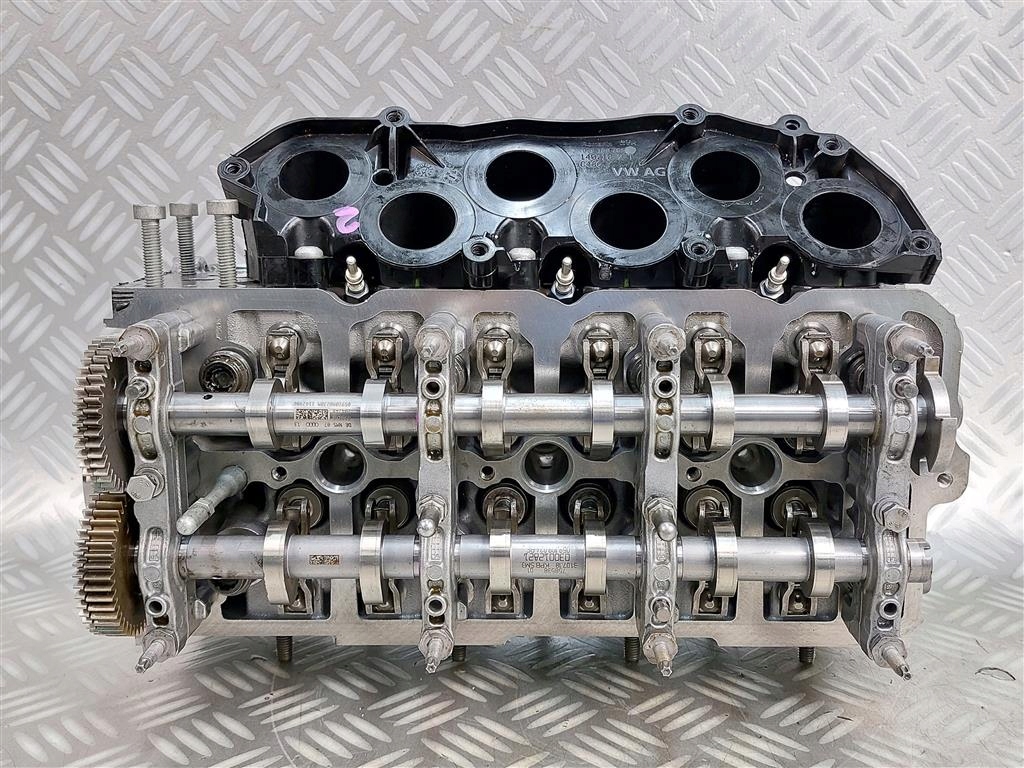 Głowica Audi Q8 Q7 A4 A5 A6 3,0 TDI DHXA prawa Wersja Europejska