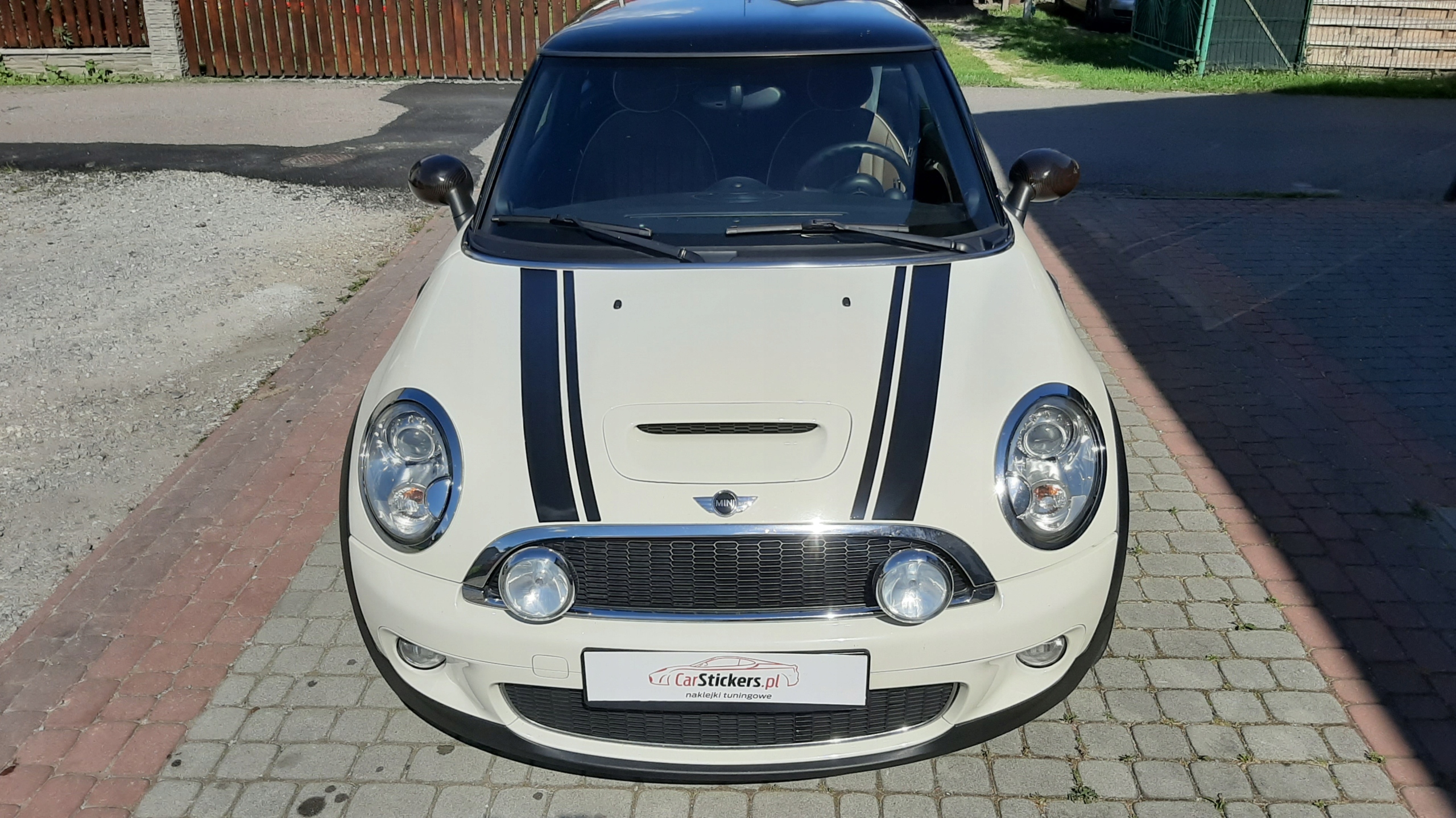 Naklejki Pasy na maskę do Mini Cooper R56 dopasow. Producent Inny