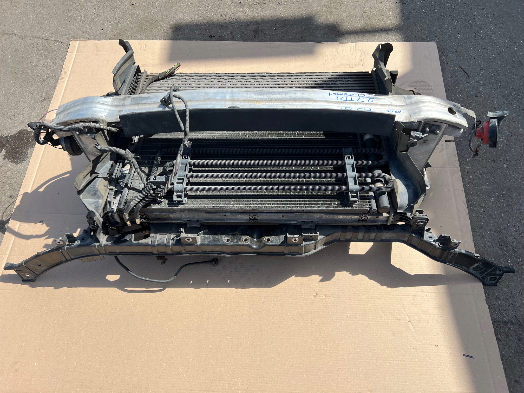 AUDI A5 8T 2.7 TDI support panel for radiators pillar radiator fans KOMPLET