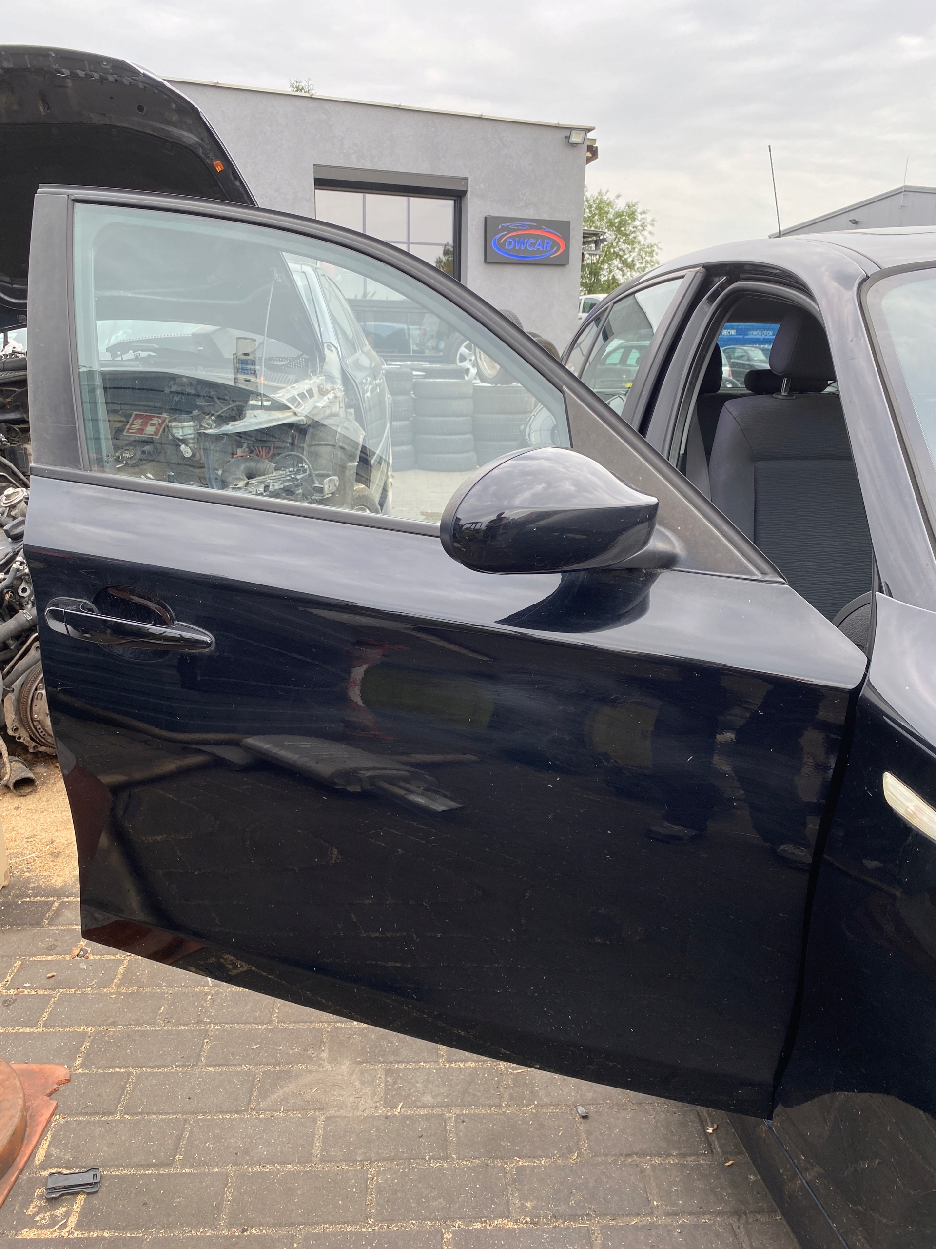 door right front front BMW 1 and E87 07-11 SCHWARZ 2 668/9