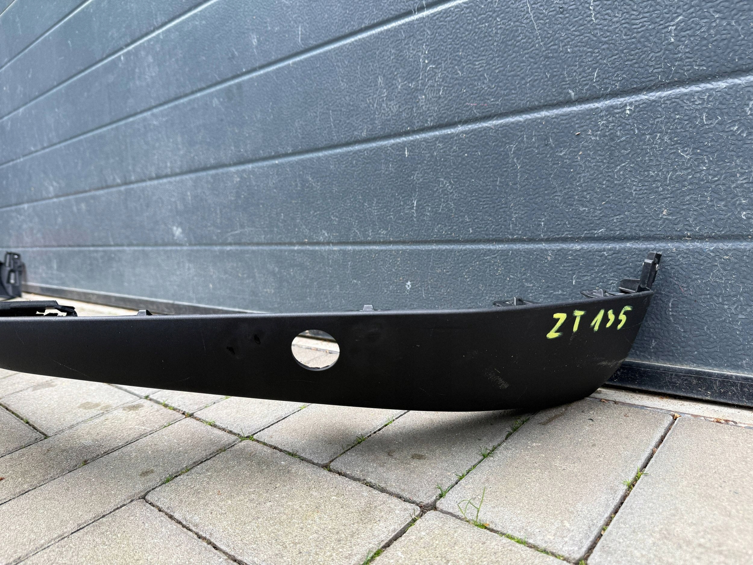 Peugeot 2008 2 II Lift 23- spoiler front front accessories