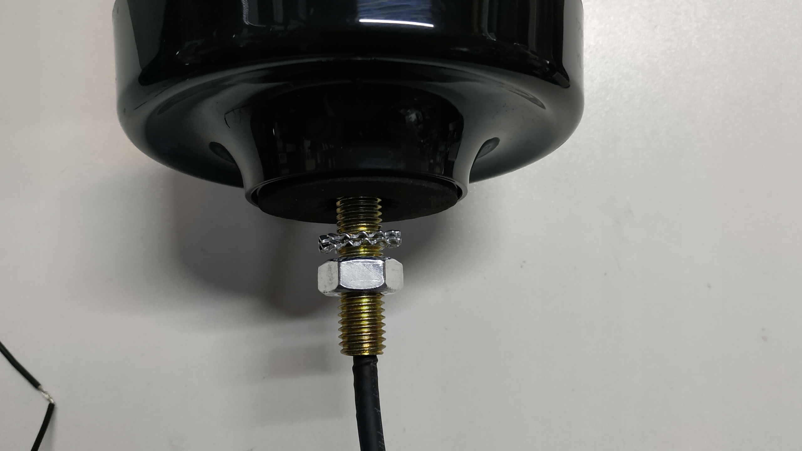 LAMPA LED OSTRZEGAWCZA KOGUT ŚRUBĘ 4 tryby błysku Producent części Kamar