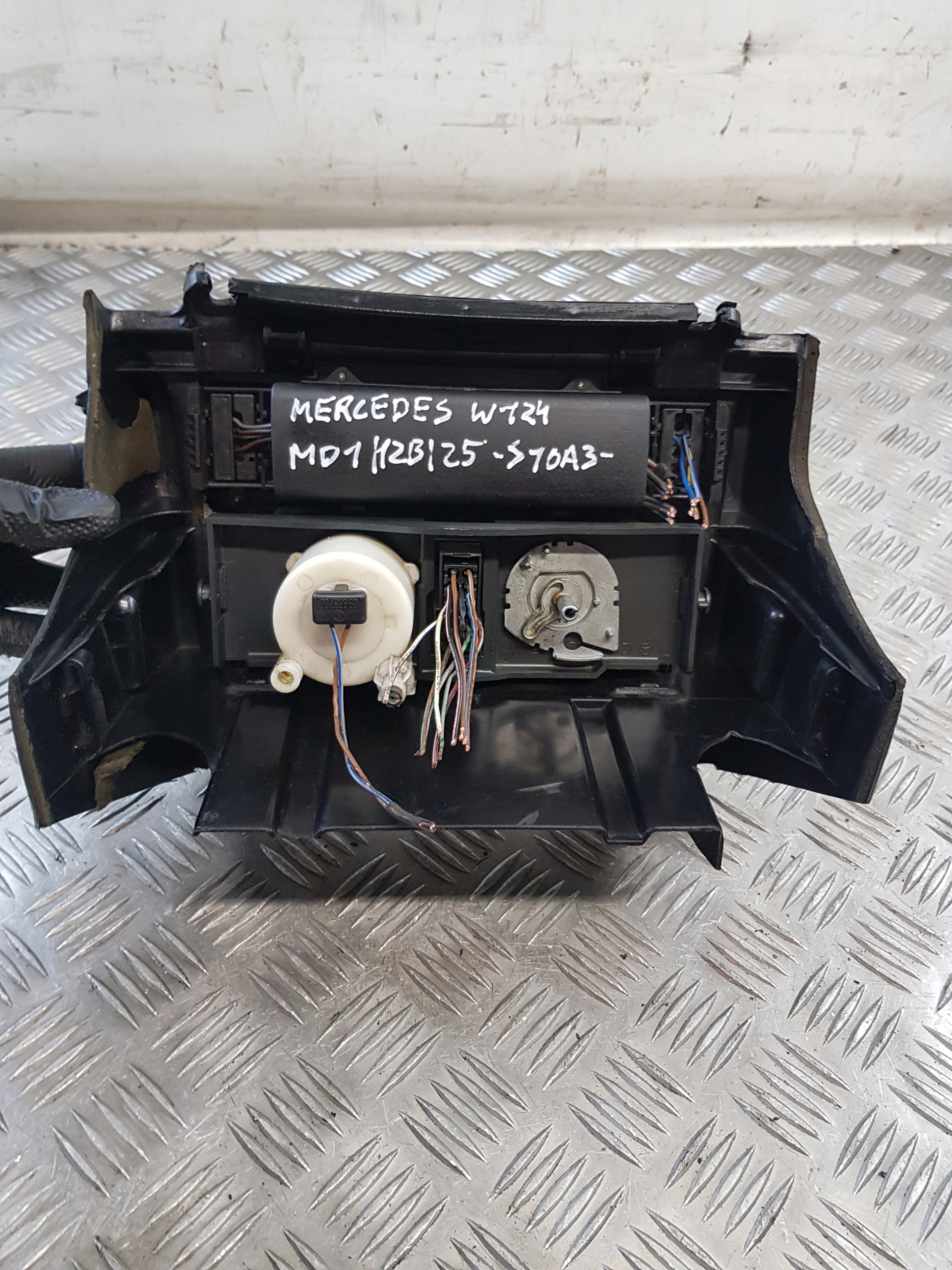 PANEL klími klimatizaci MERCEDES W124