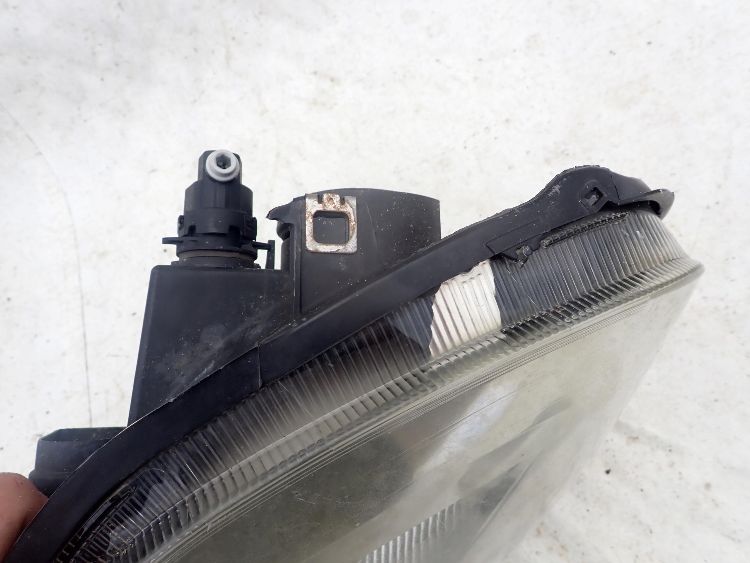 VIVARO TRAFIC and LIFT 06-14 light left front