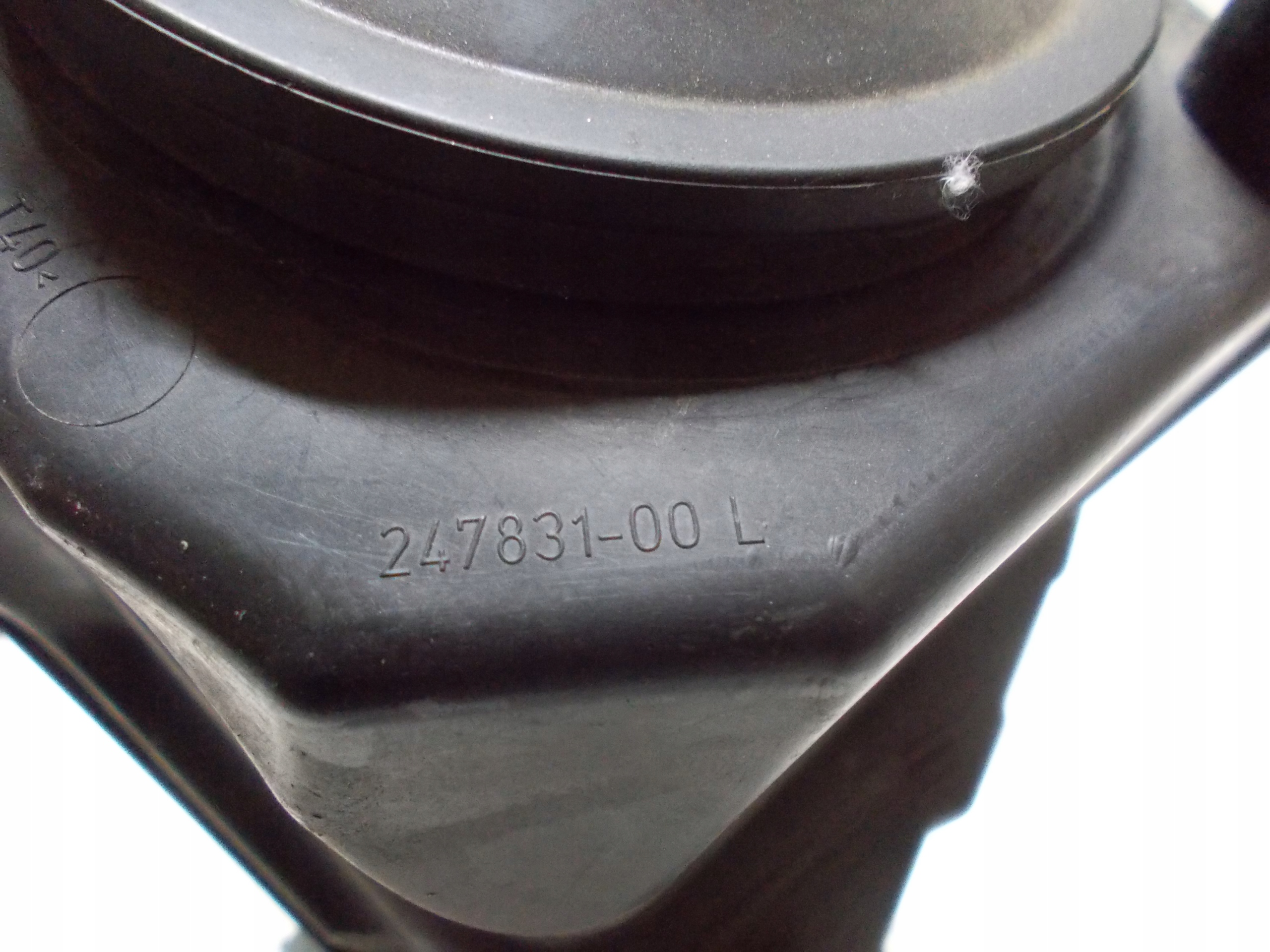 SKODA ROOMSTER 09R 1.6D light left front 247831-00 EU