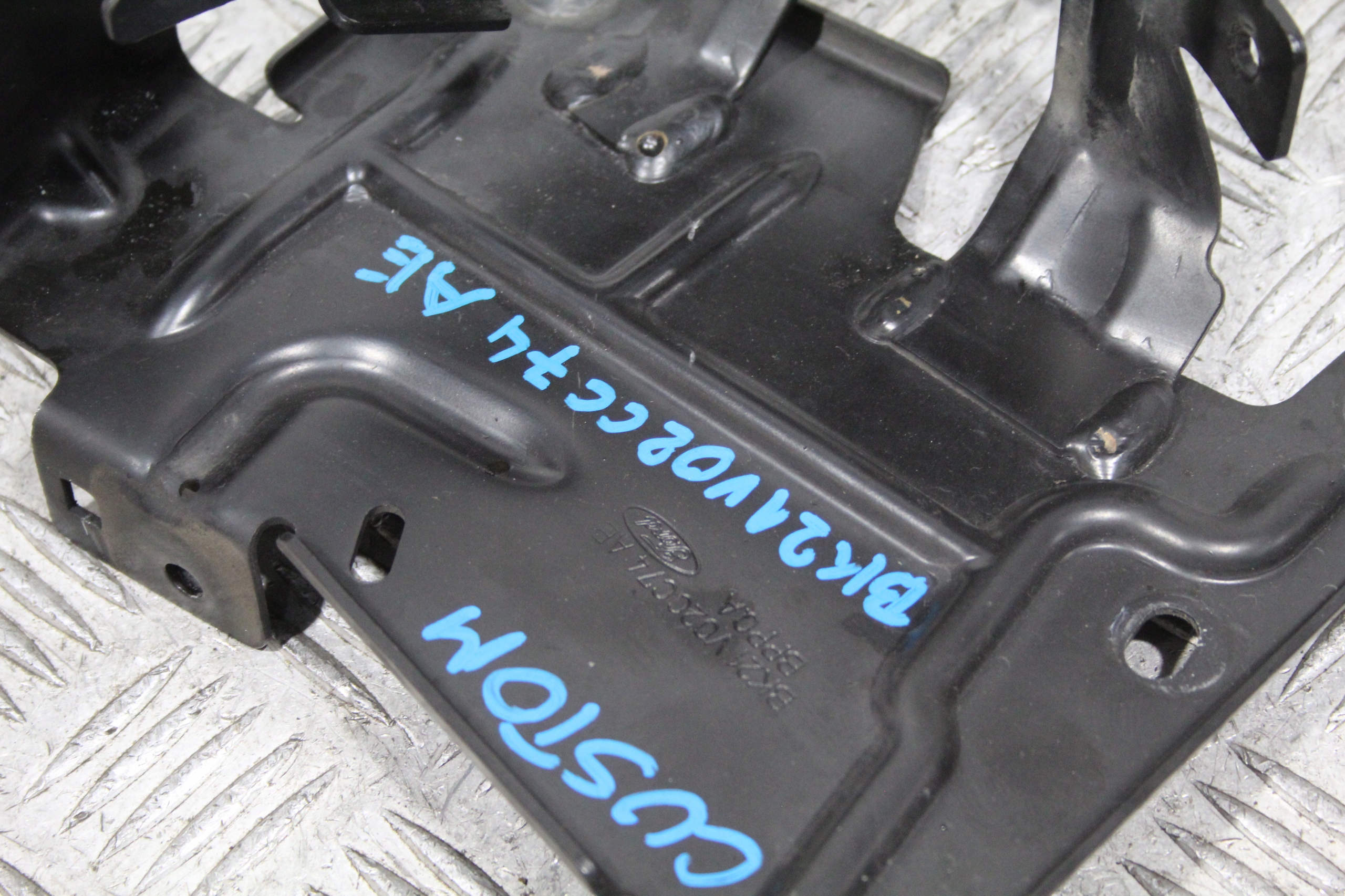 STÜTZE HALTER ABS FORD TRANSIT CUSTOM