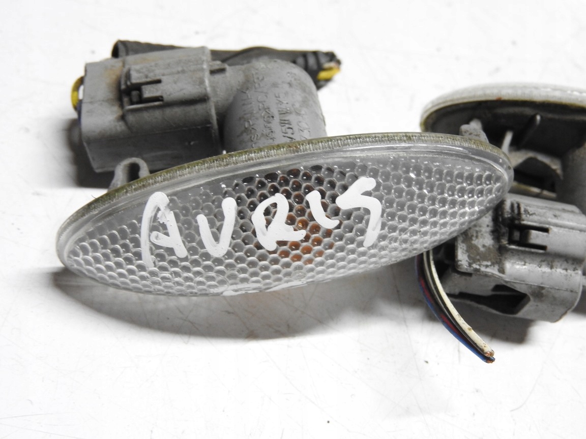 поворотник крыла TOYOTA oe 81730-02080