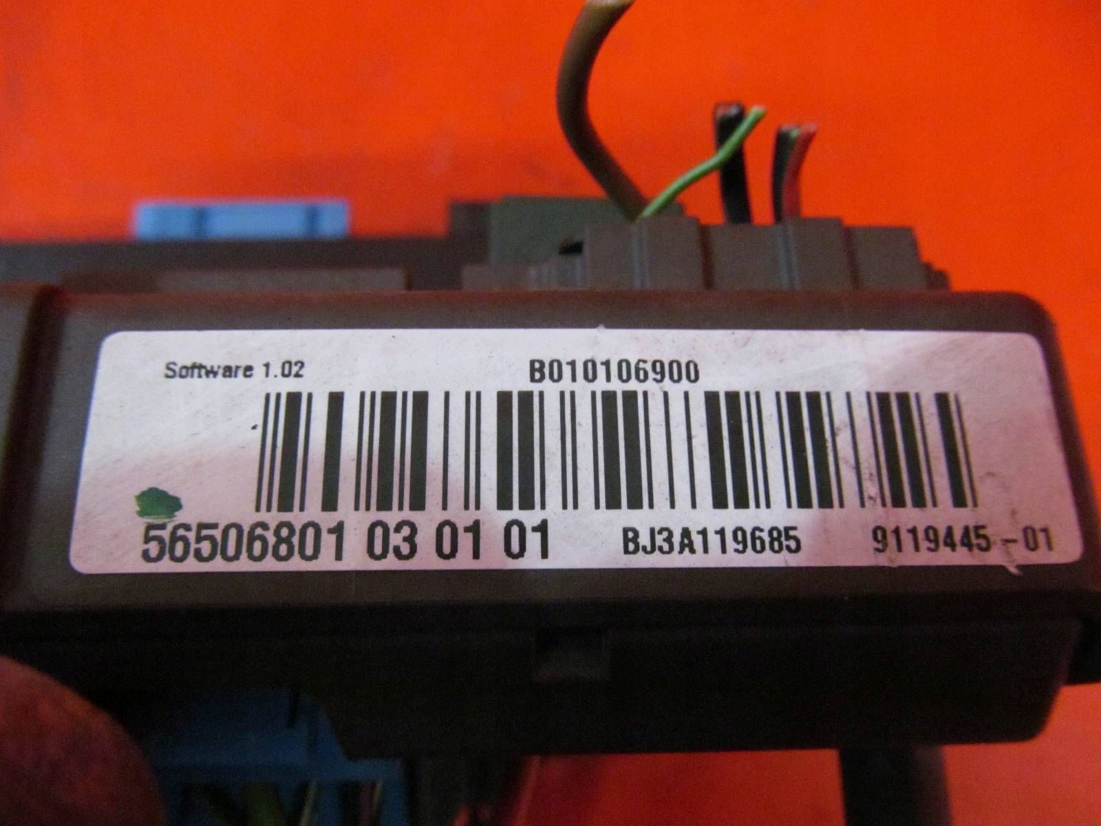 BMW E87 and 1 E84 E81 E90 comfort control unit control unit compartment of fuses