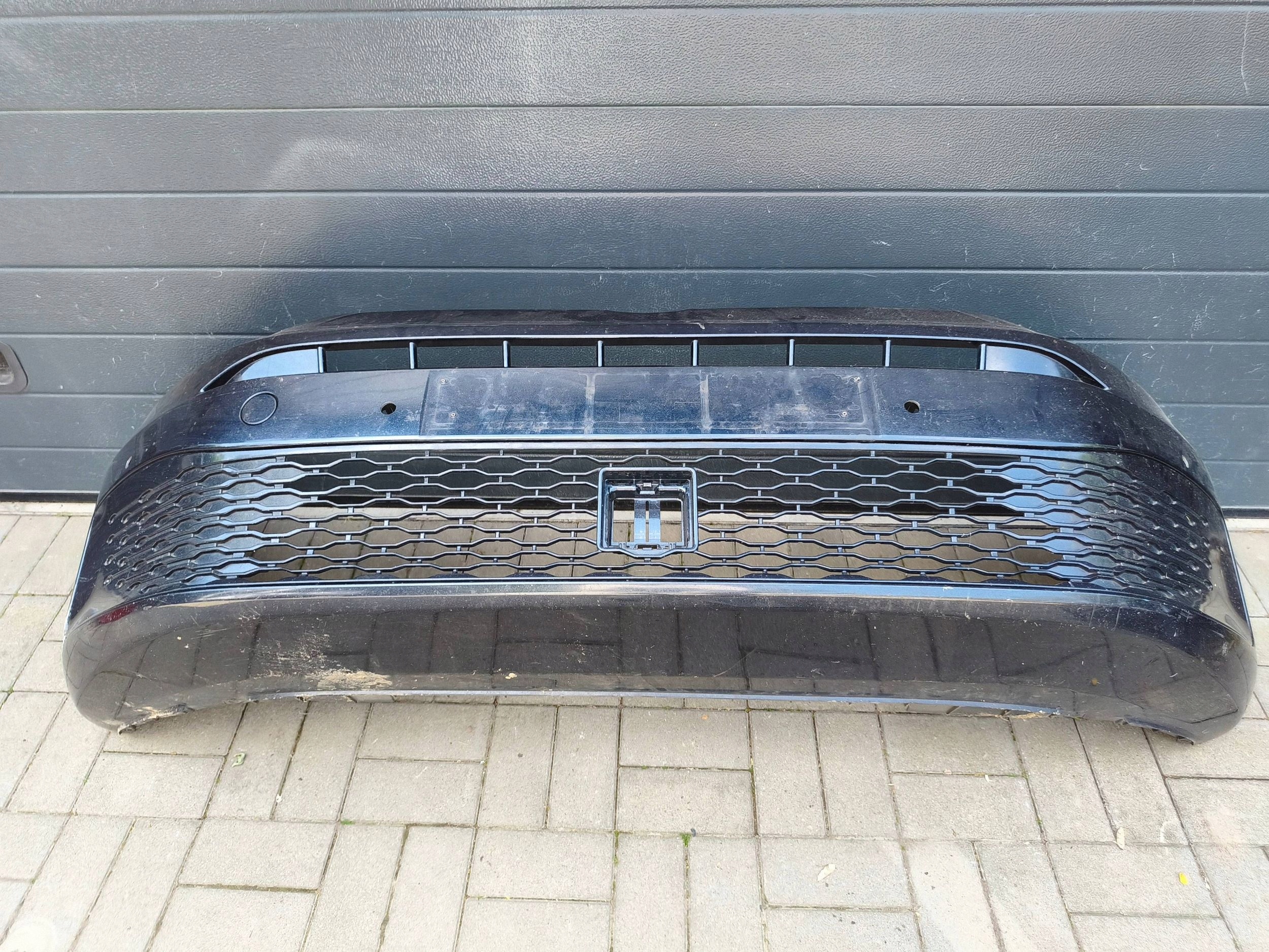 Vw Caddy 2k7 20- nárazník předek přední