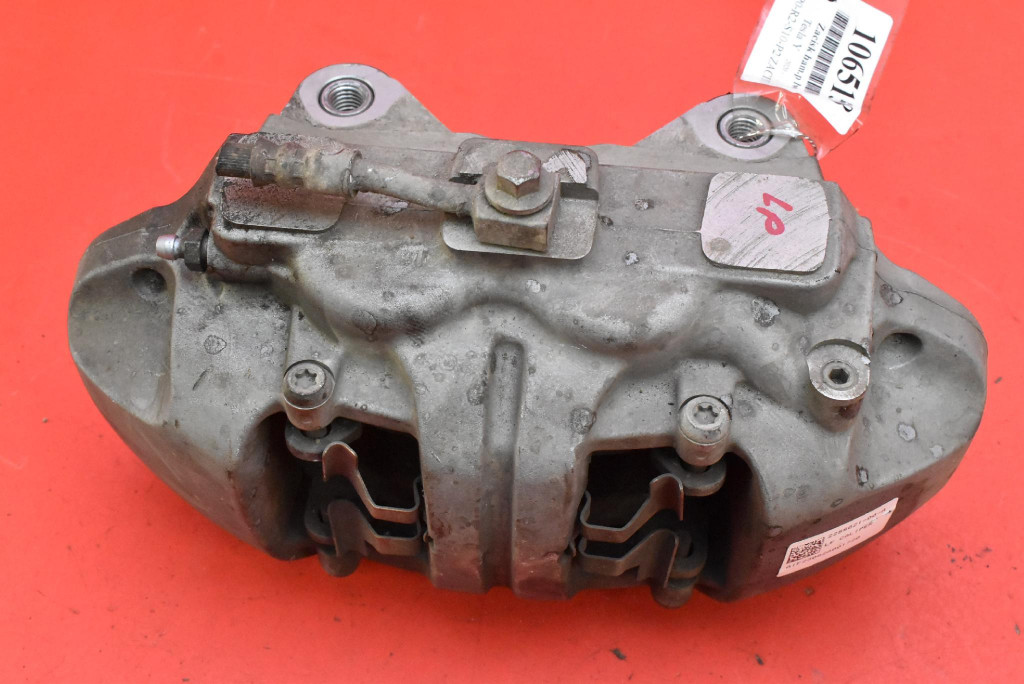 caliper brake left front 2288621-00-A TESLA MODEL Y 78.4 kWh 514 KM 20