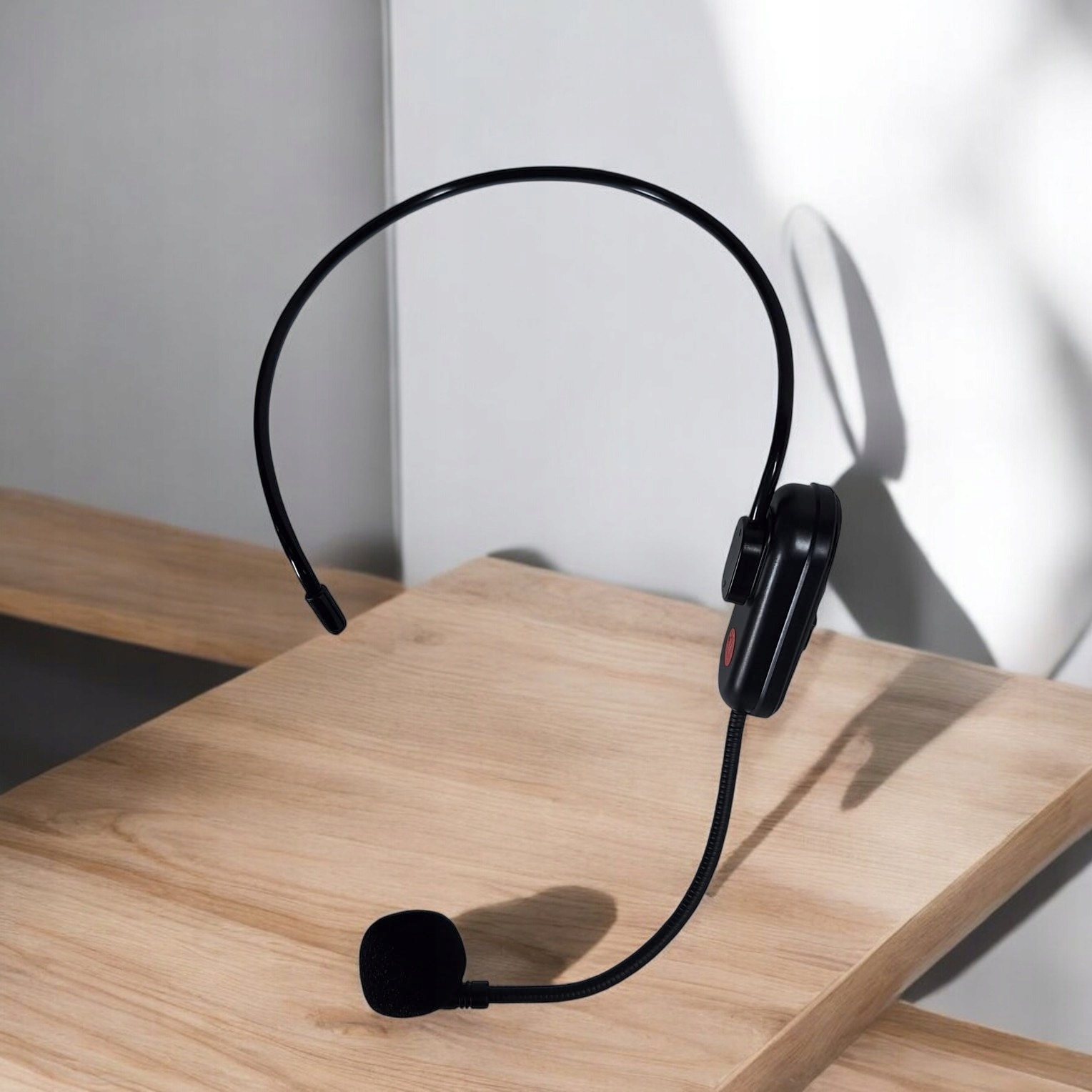 Bezdrátová sluchátka s mikrofonem 2,4G 30 m R6