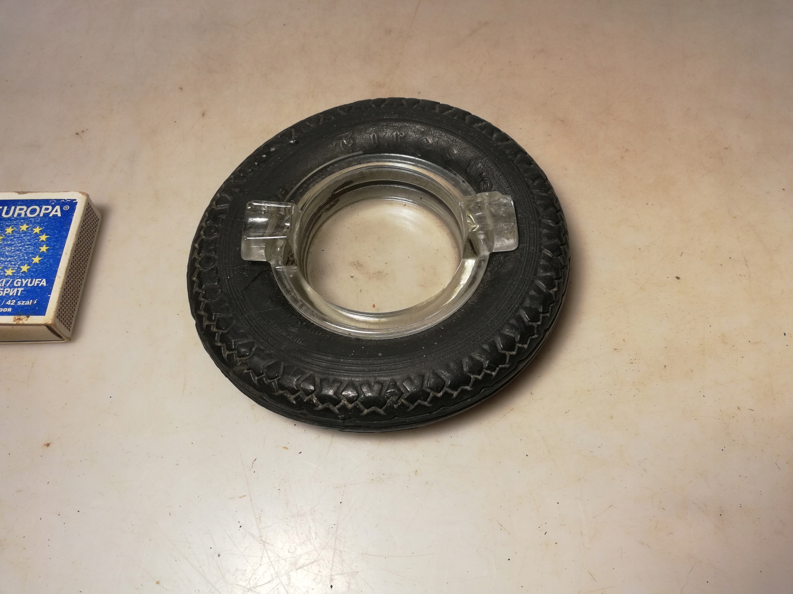 POPIELNICZKA OPONA REKLAMA