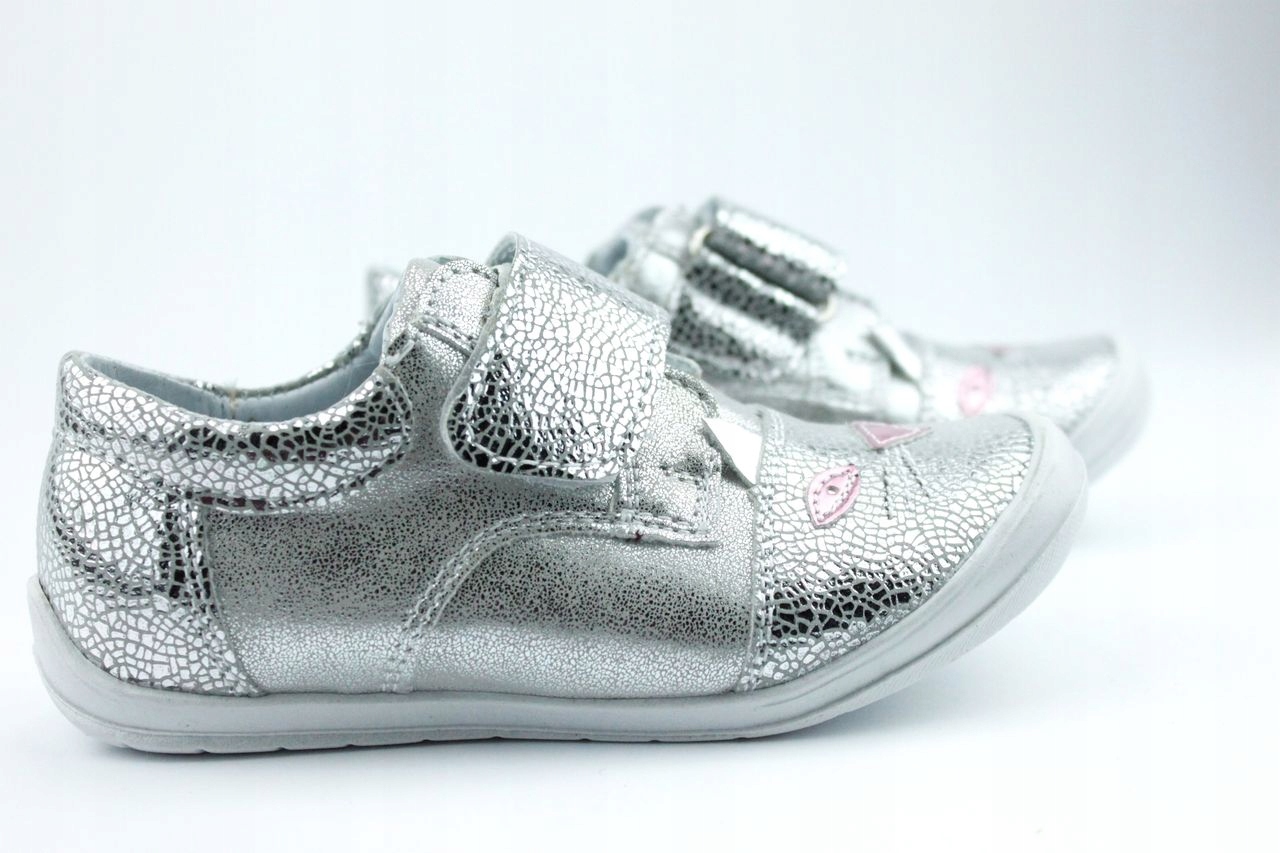 DZIEWCZĘCE PÓŁBUTY SREBRNE 26 RZEP KORNECKI 6661 Marka Kornecki