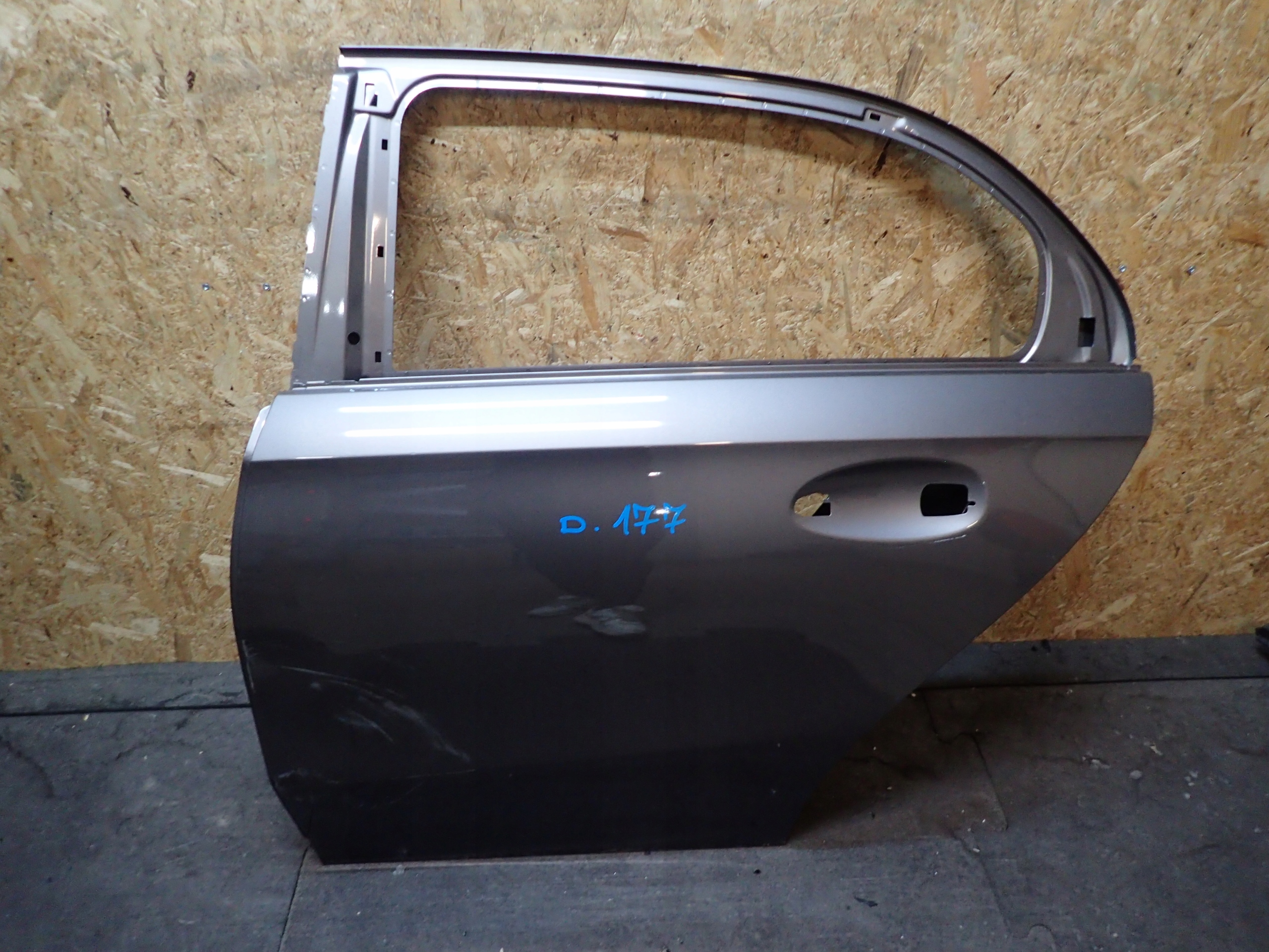 TÜR HECK LINKS MERCEDES A KLASA W177