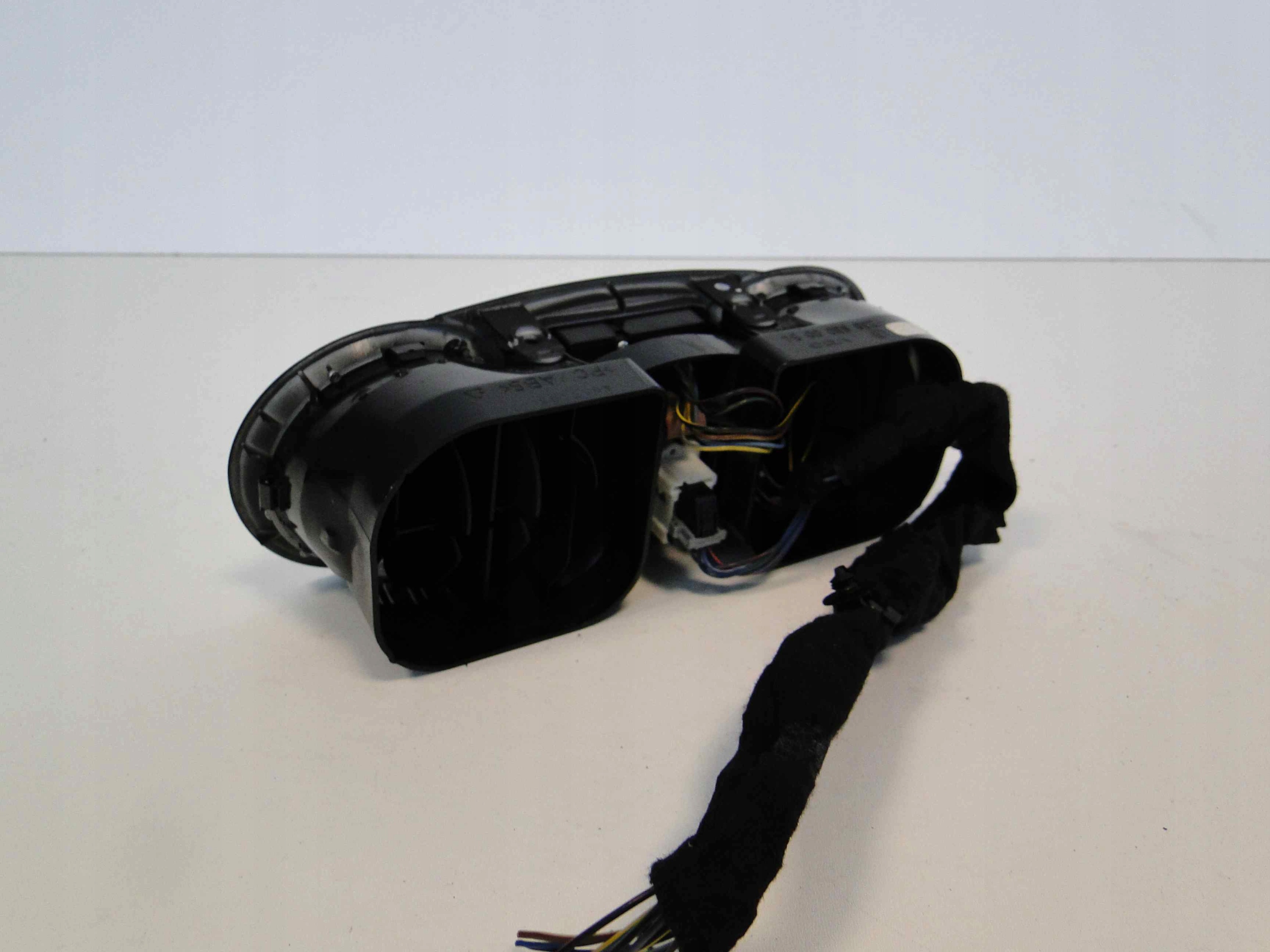 MERCEDES SL R230 230 PANEL DYSZA NAWIEWU ŚRODEK Producent części Mercedes-Benz OE