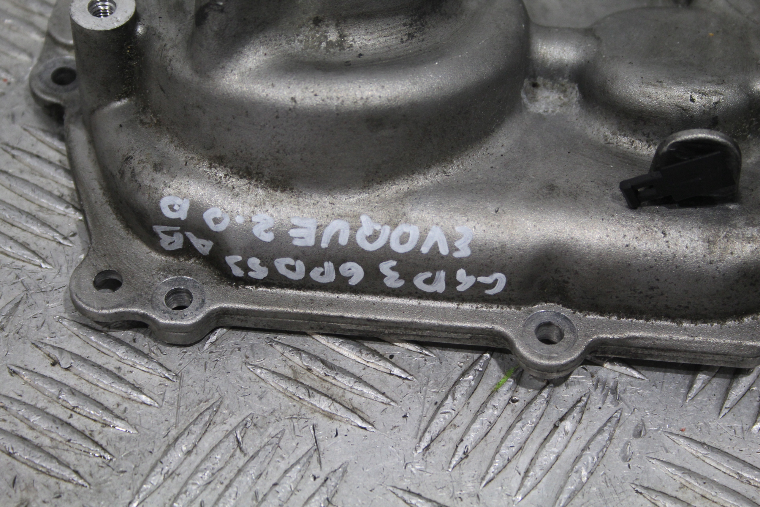 Couvercle carter distribution LAND ROVER EVOQUE LIFT L538 G4D3-9D053-AB