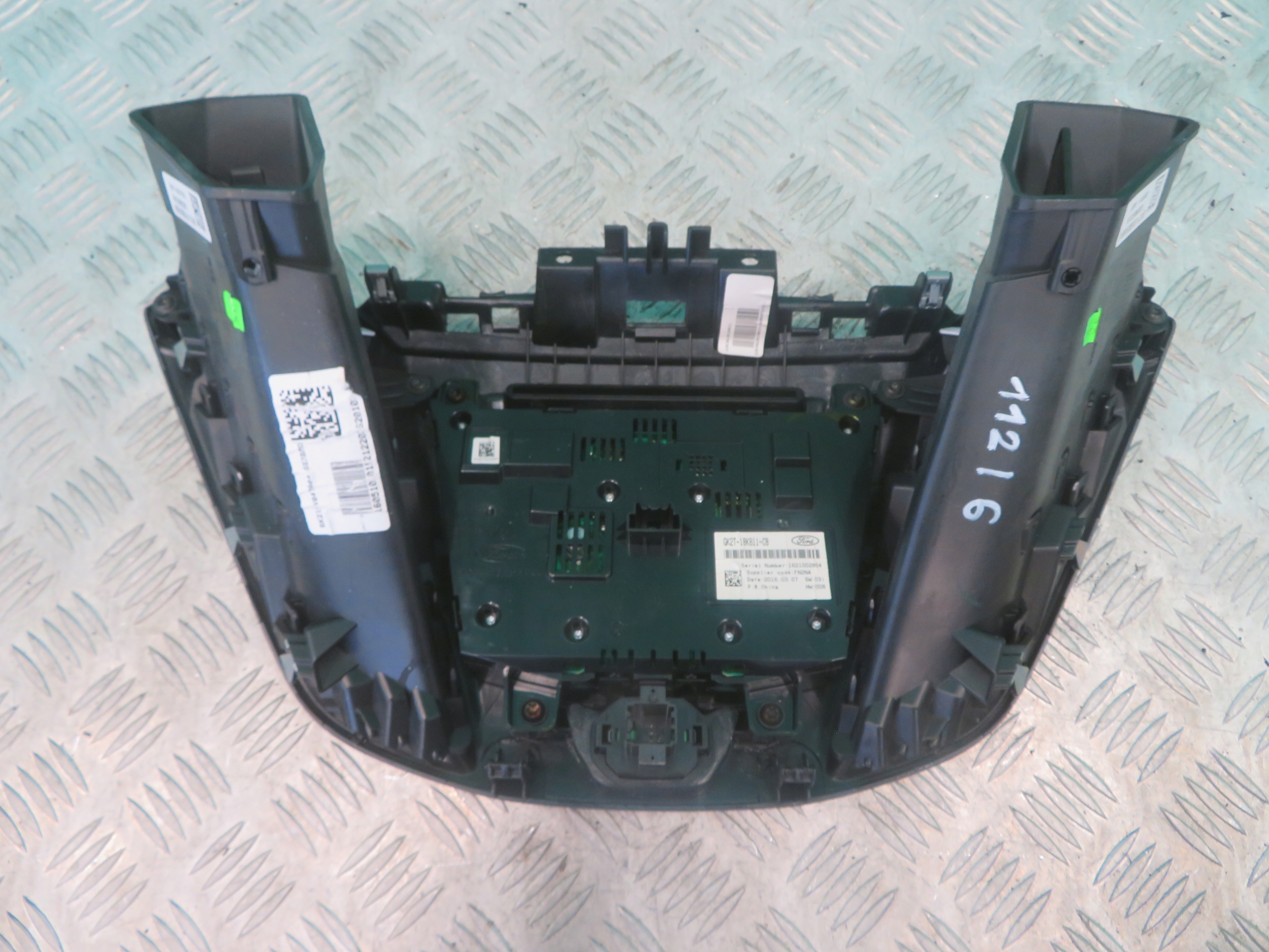 frame PANEL RADIA KRATKI air conditioning devices FORD TRANSIT CUSTOM 16R