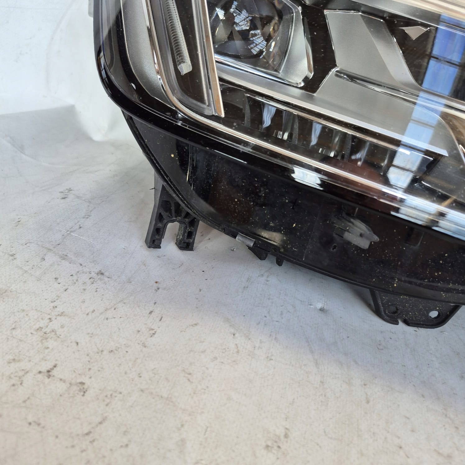 AUDI A4 B9 8W0 15-19 light right front front FULL LED 8W0941034