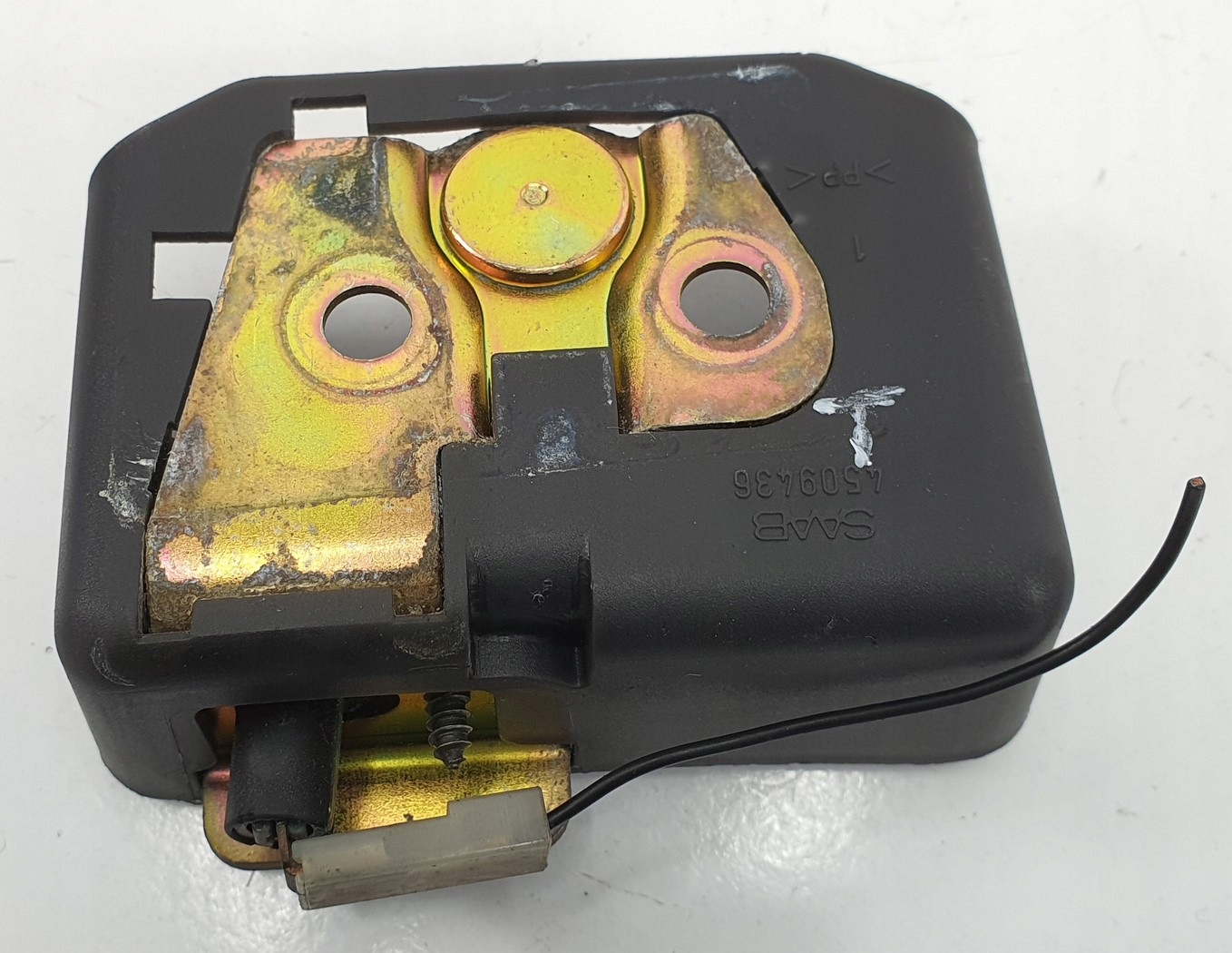 RYGIEL ZAMKA KLAPY TYŁ SAAB 9-3 93 CABRIO Producent części Saab OE