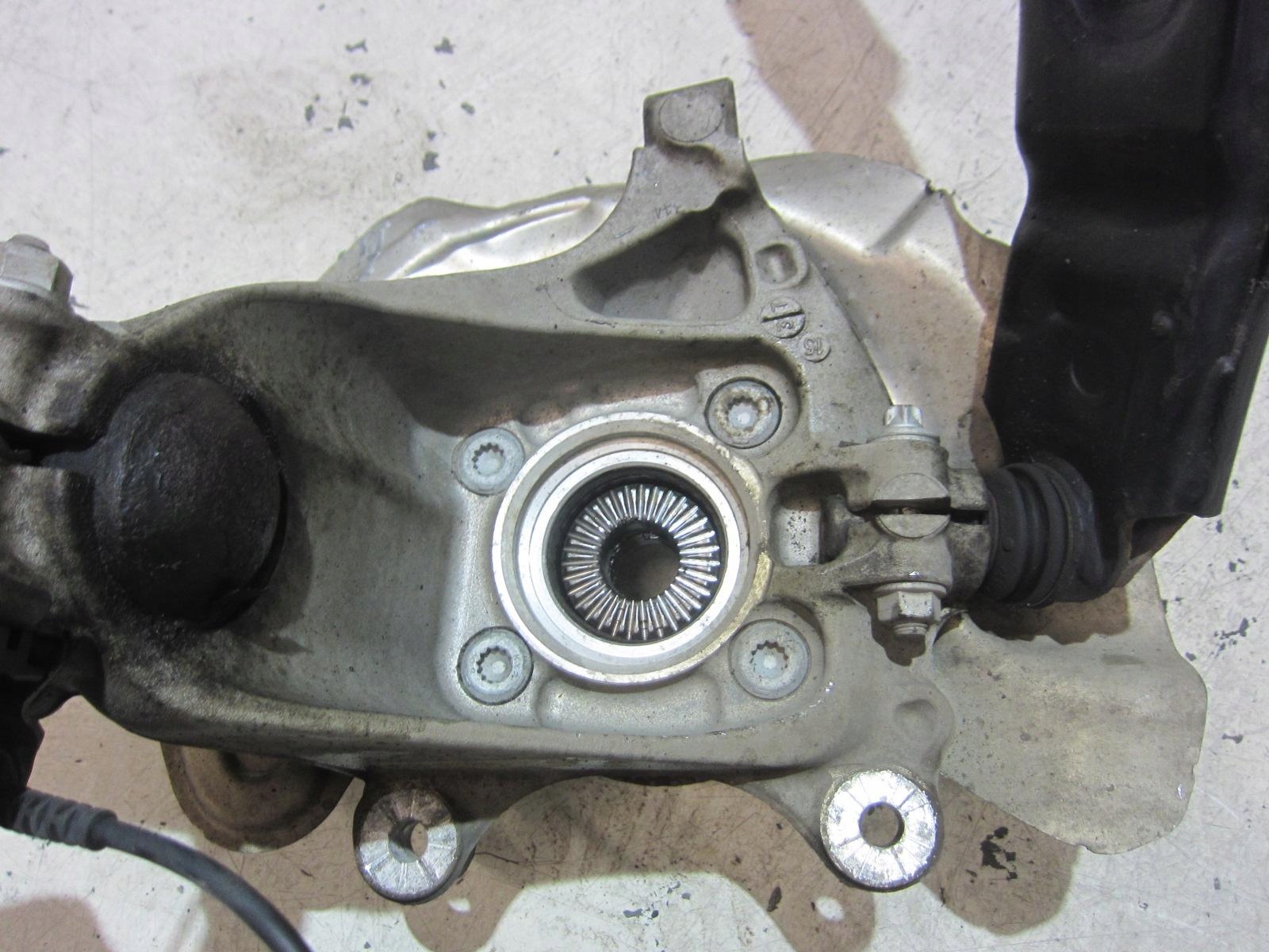BMW X1 F48 swing right front front shock absorber arm 31216876646