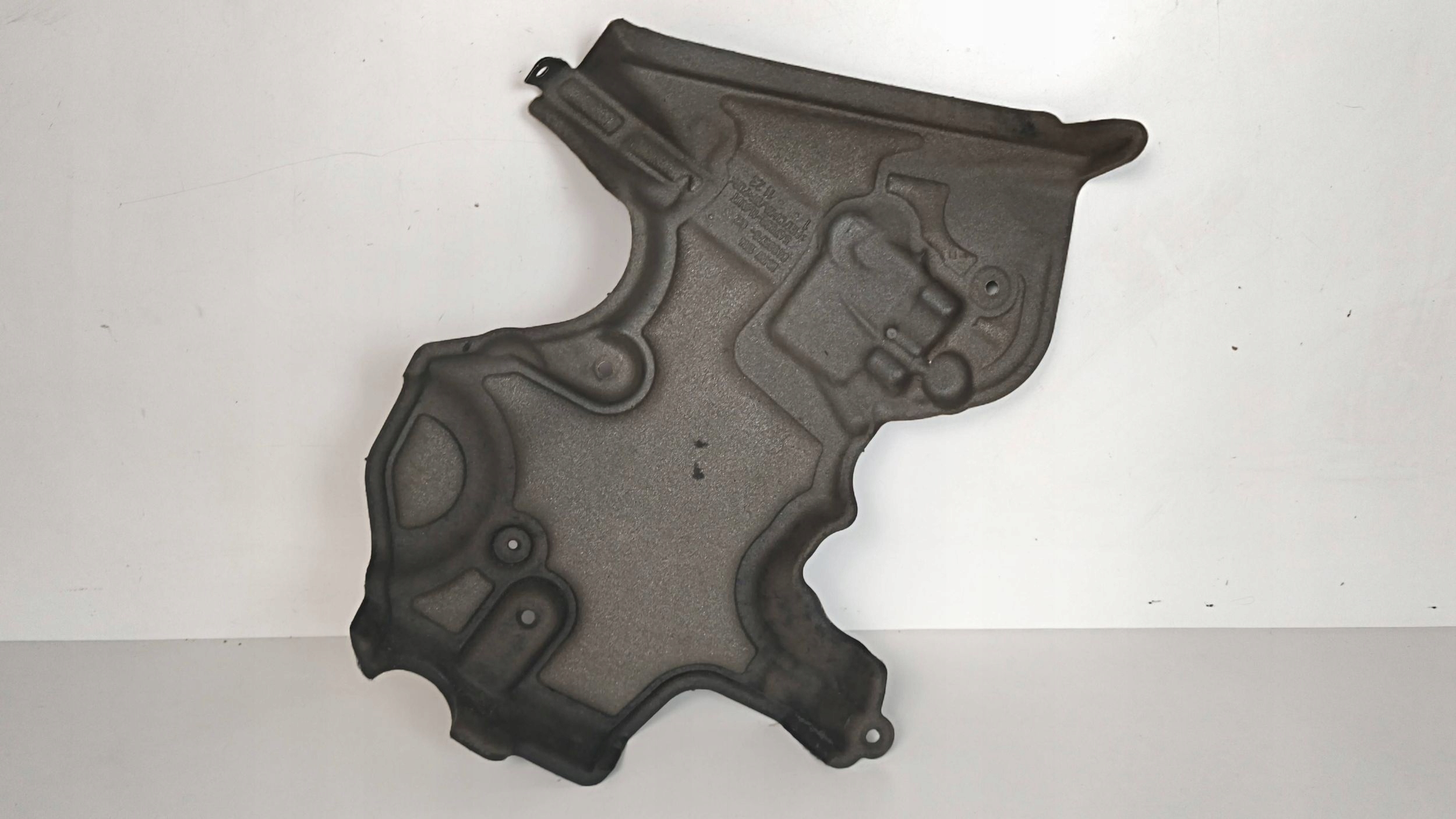 BMW 5 G30 G31 G38 8490576 cover below engine B47D20A 2.0d