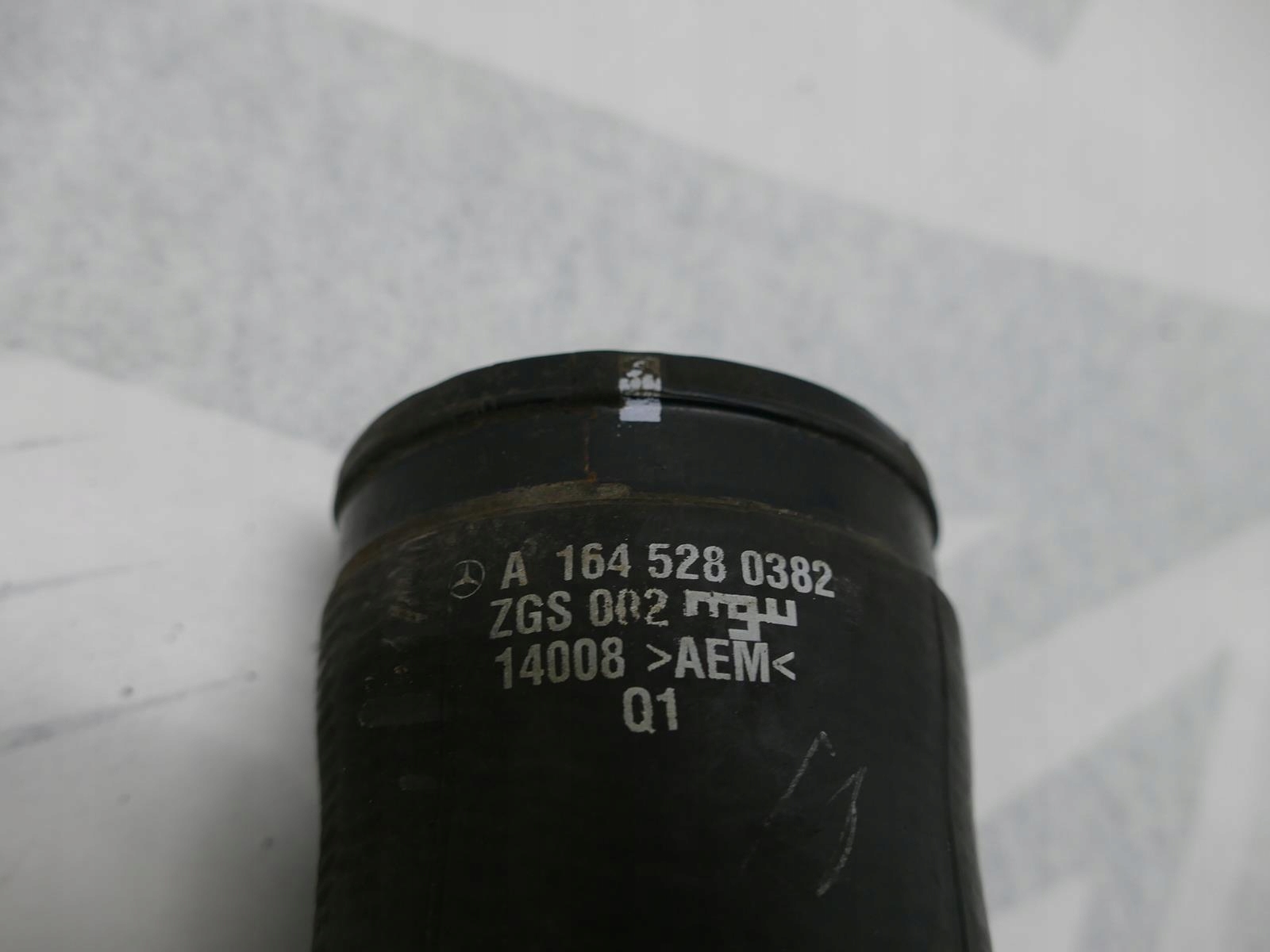 MERCEDES ML W164 320 CDI wiring air pipe