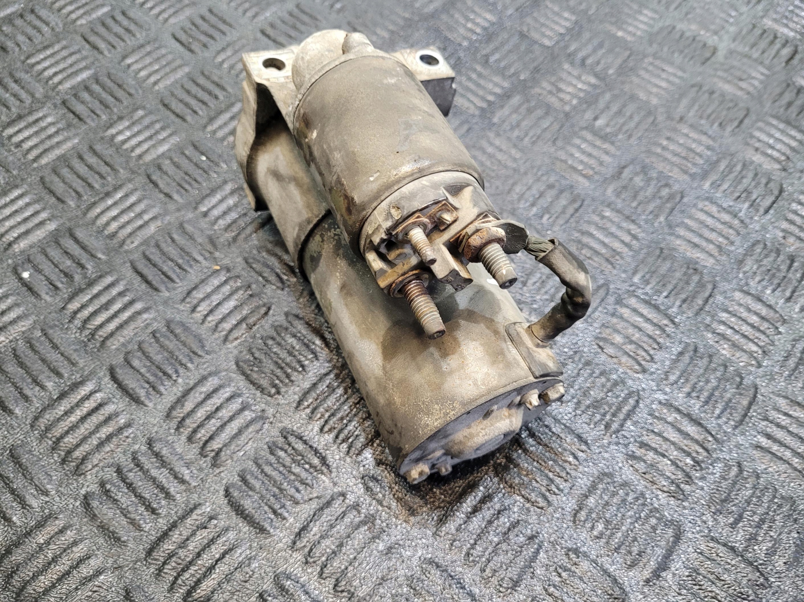 Anlasser Starter HUMMER H2 6.0 V8