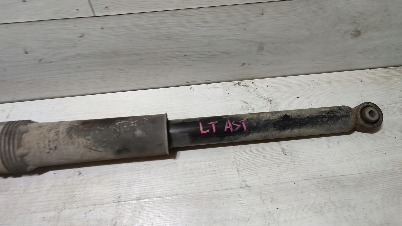 shock absorber left rear part 1.4 Opel Astra K