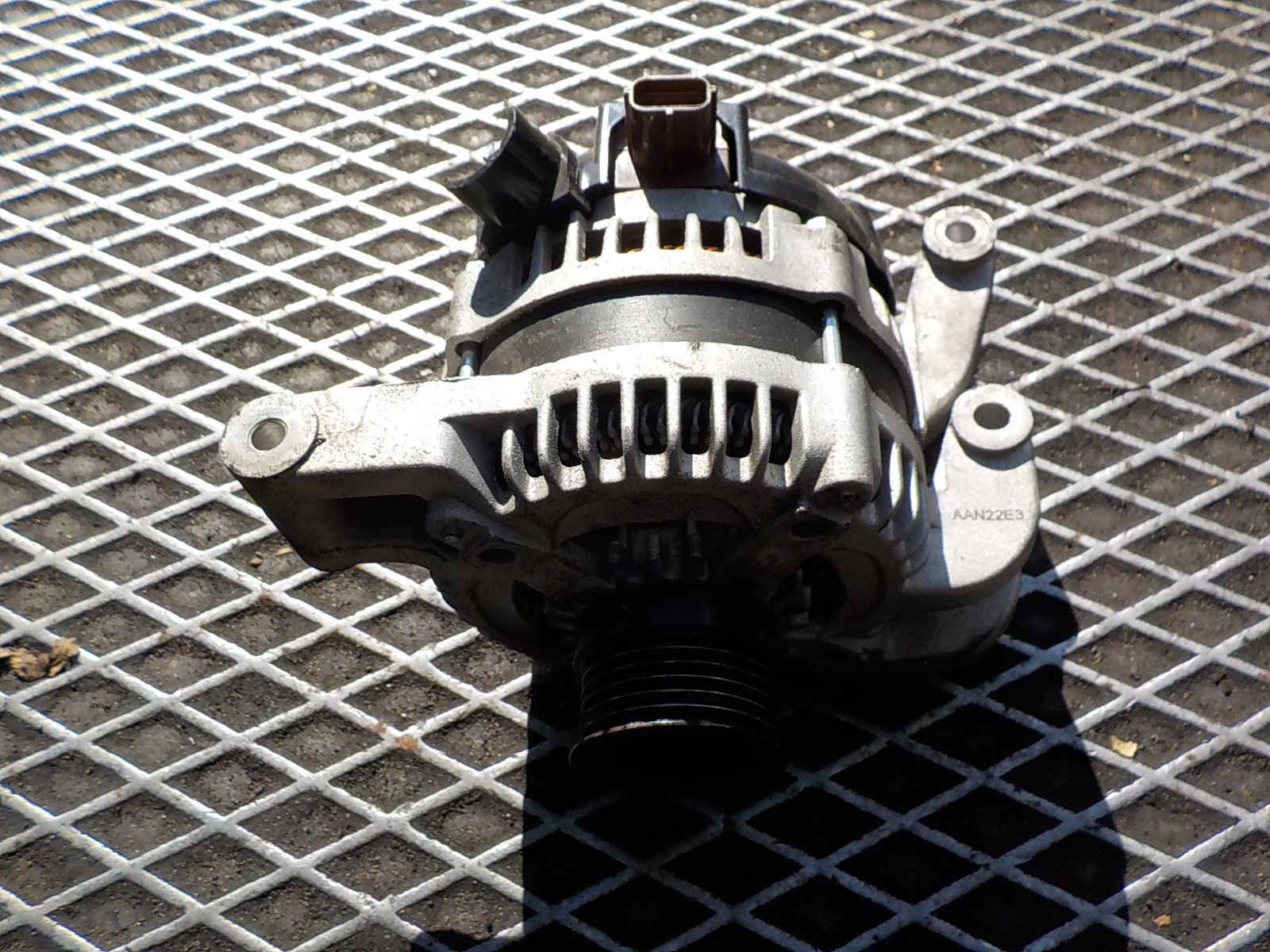 VOLVO S40 II 1.8 16V B ALTERNATOR