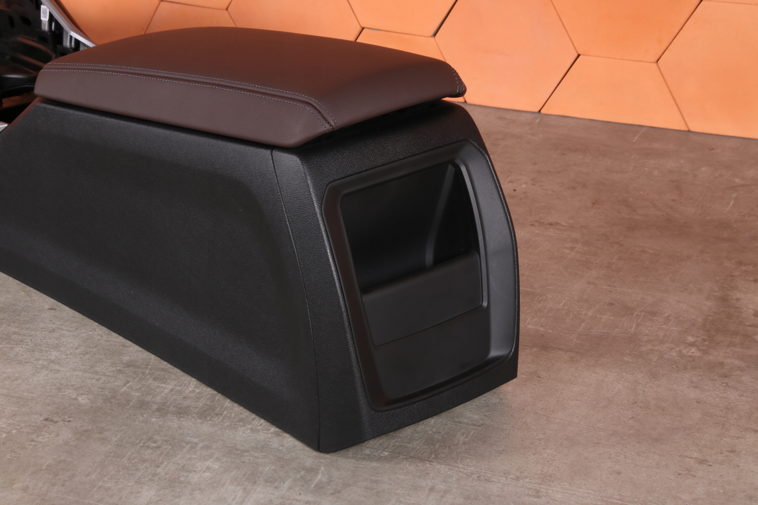 BMW G20 G21 TUNEL central armrest leather VERNASCA MOKKA