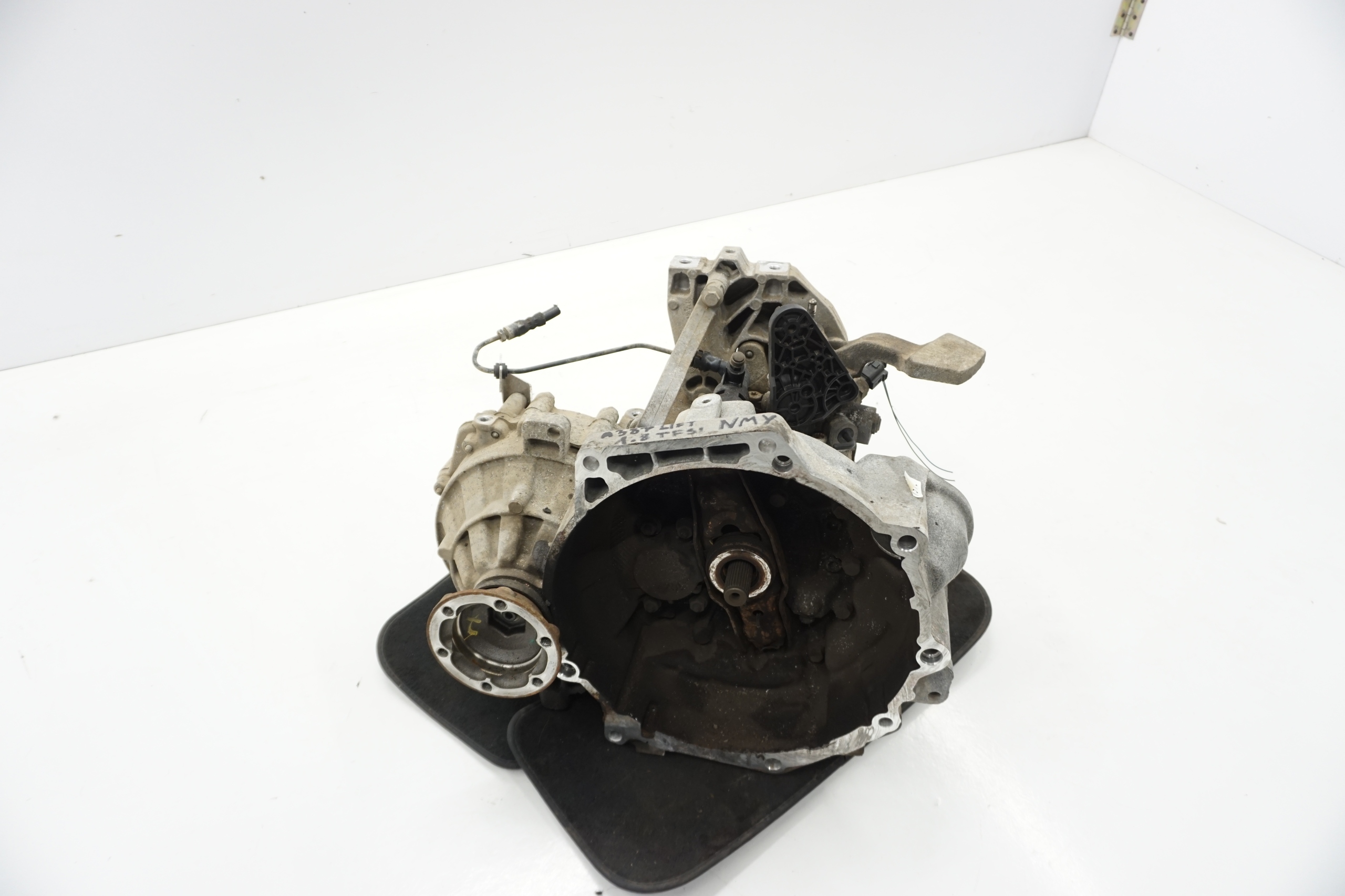 AUDI A3p РЕСТАЙЛІНГ КОРОБКА BIEGOW 1tfsi НМ